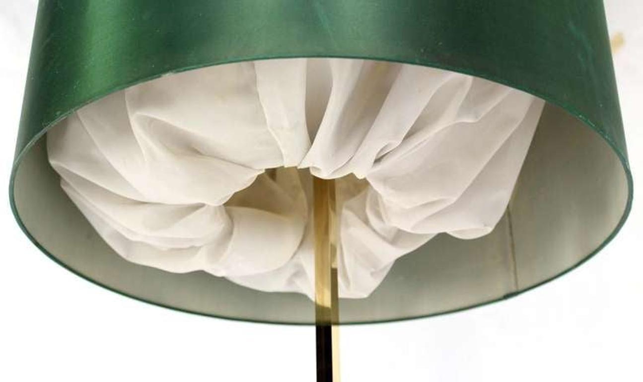 Moderne Stehlampe aus bearbeitetem massivem Messing aus der Mitte des Jahrhunderts im Stil von Tommy Parzinger  (amerikanisch) im Angebot