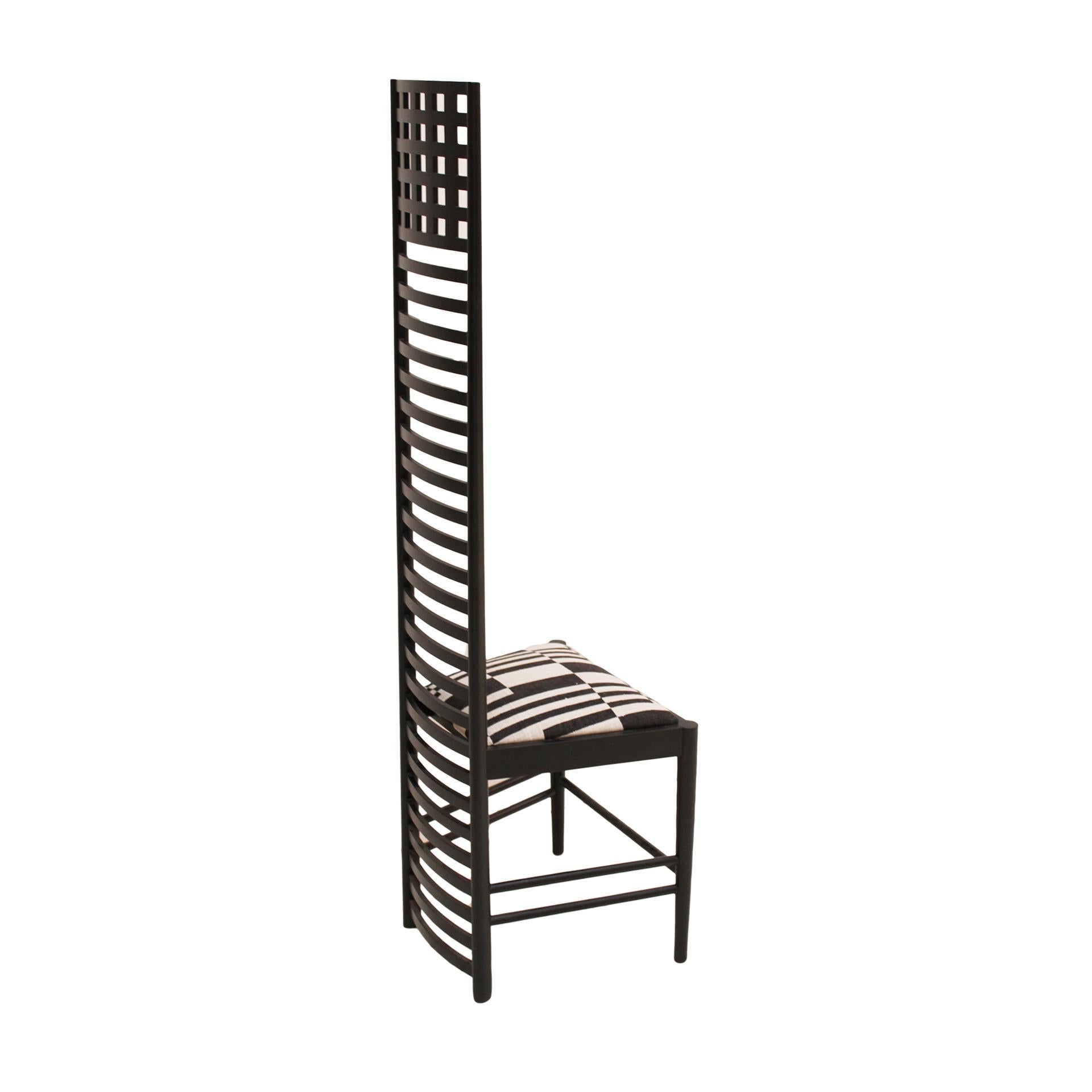 Mid-Century Modern Paire de chaises italiennes en bois de frêne Mackintosh 
