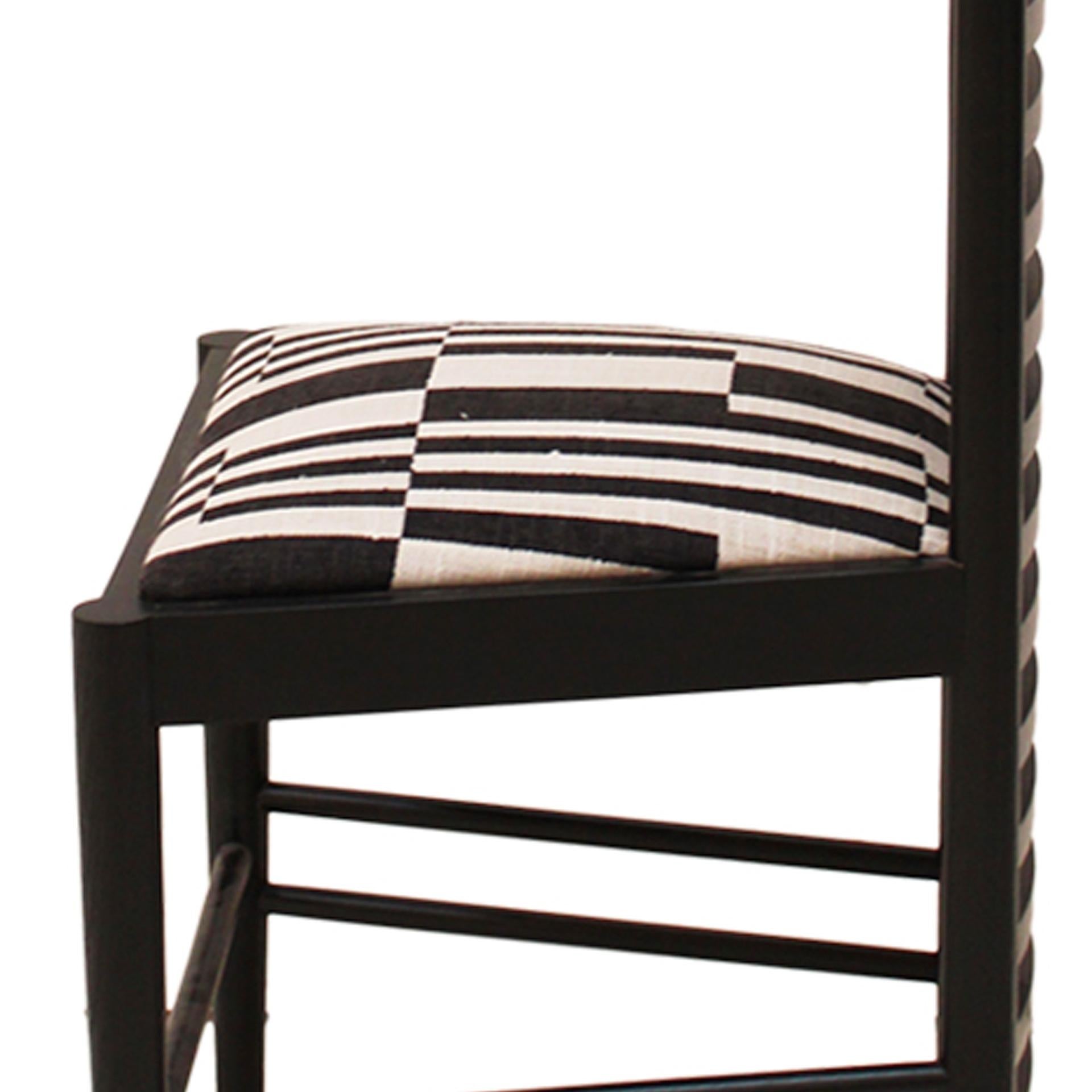 Coppia di sedie in legno di frassino Mackintosh 