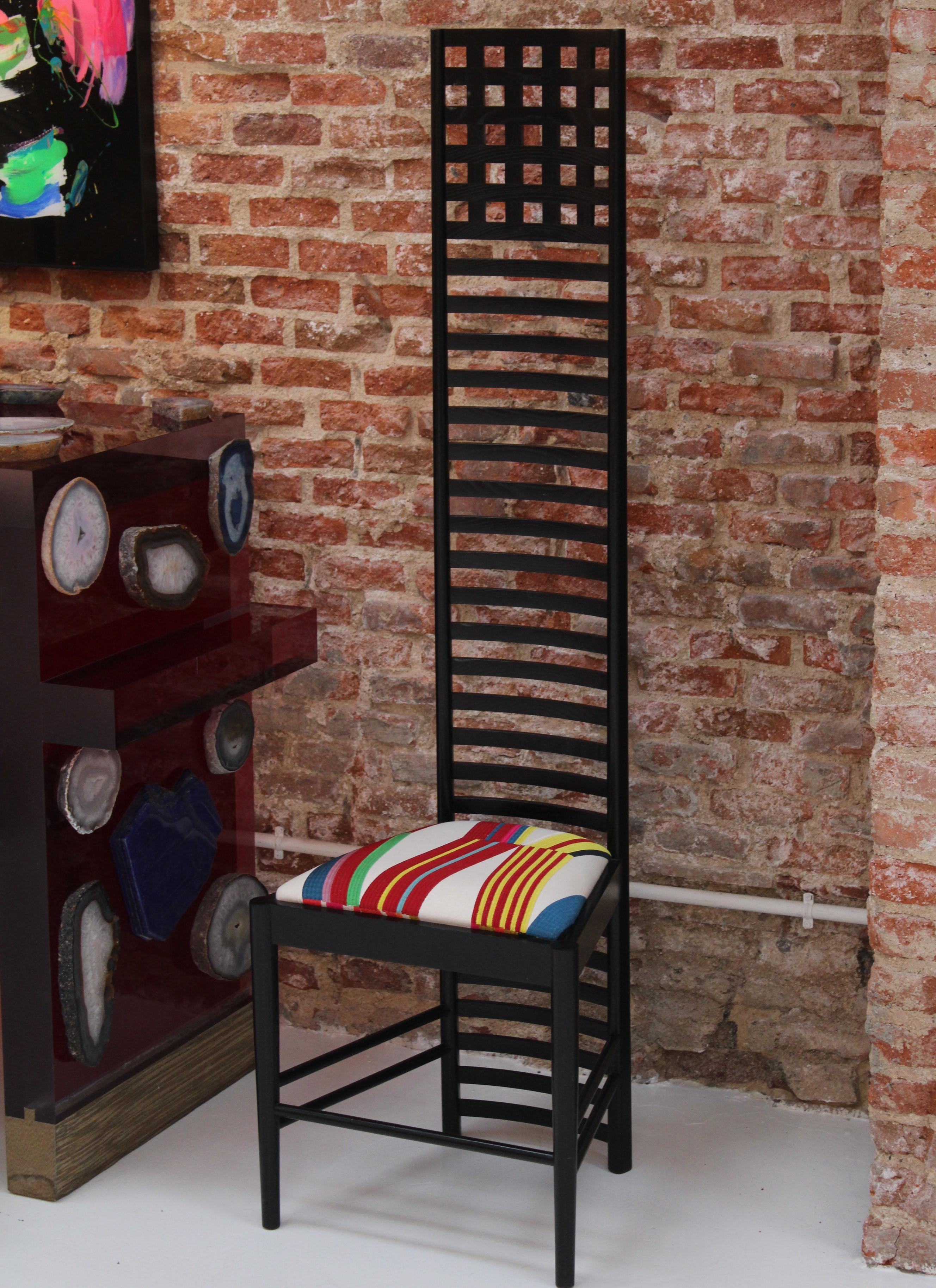 Mid-Century Modern Mackintosh 