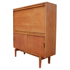 Armario secreter Mad Men moderno de mediados de siglo by Beaver and Tapley