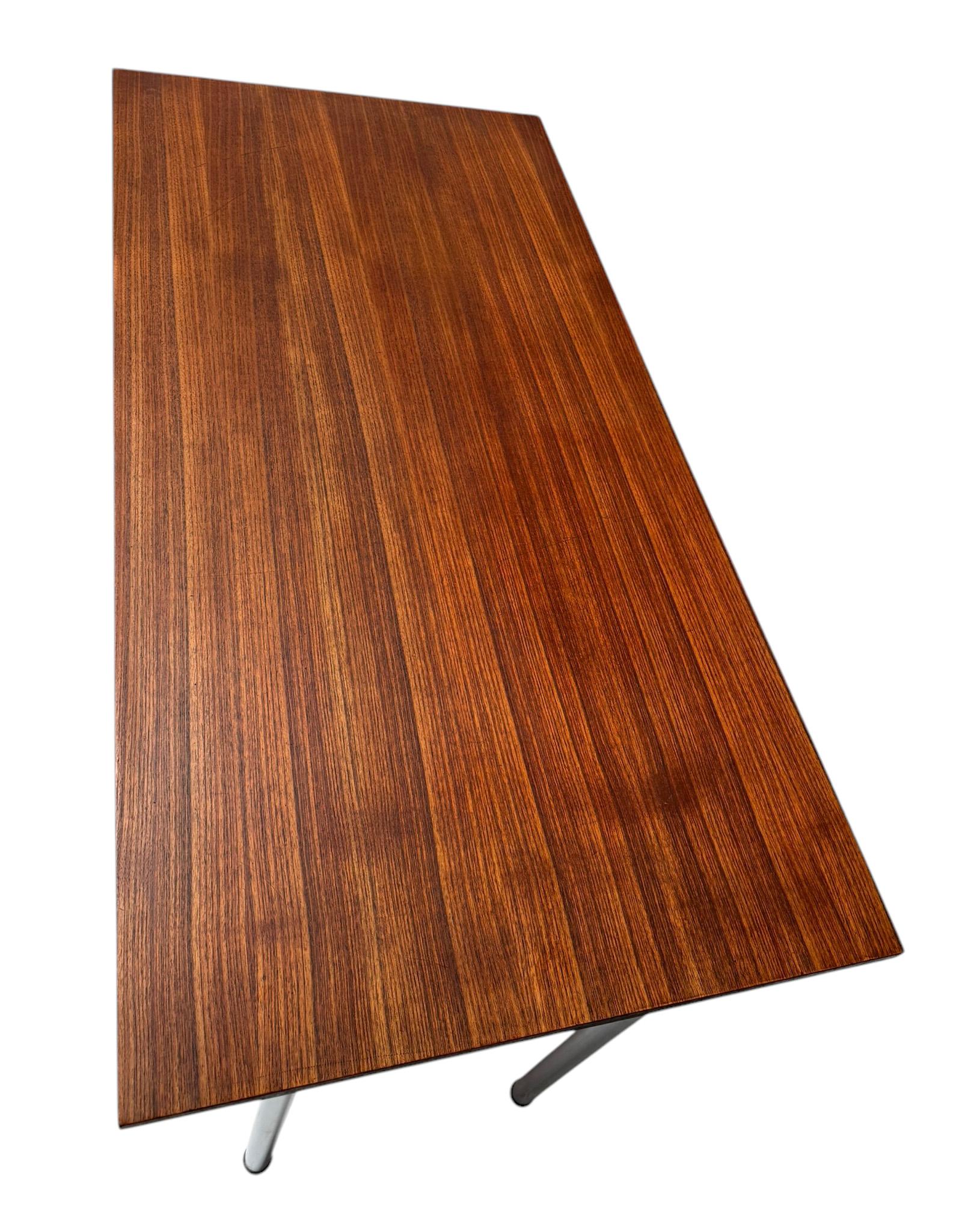 Table moderne du milieu du siècle dernier Made to Measure de Cees Braakman pour Pastoe, années 1960 en vente 5