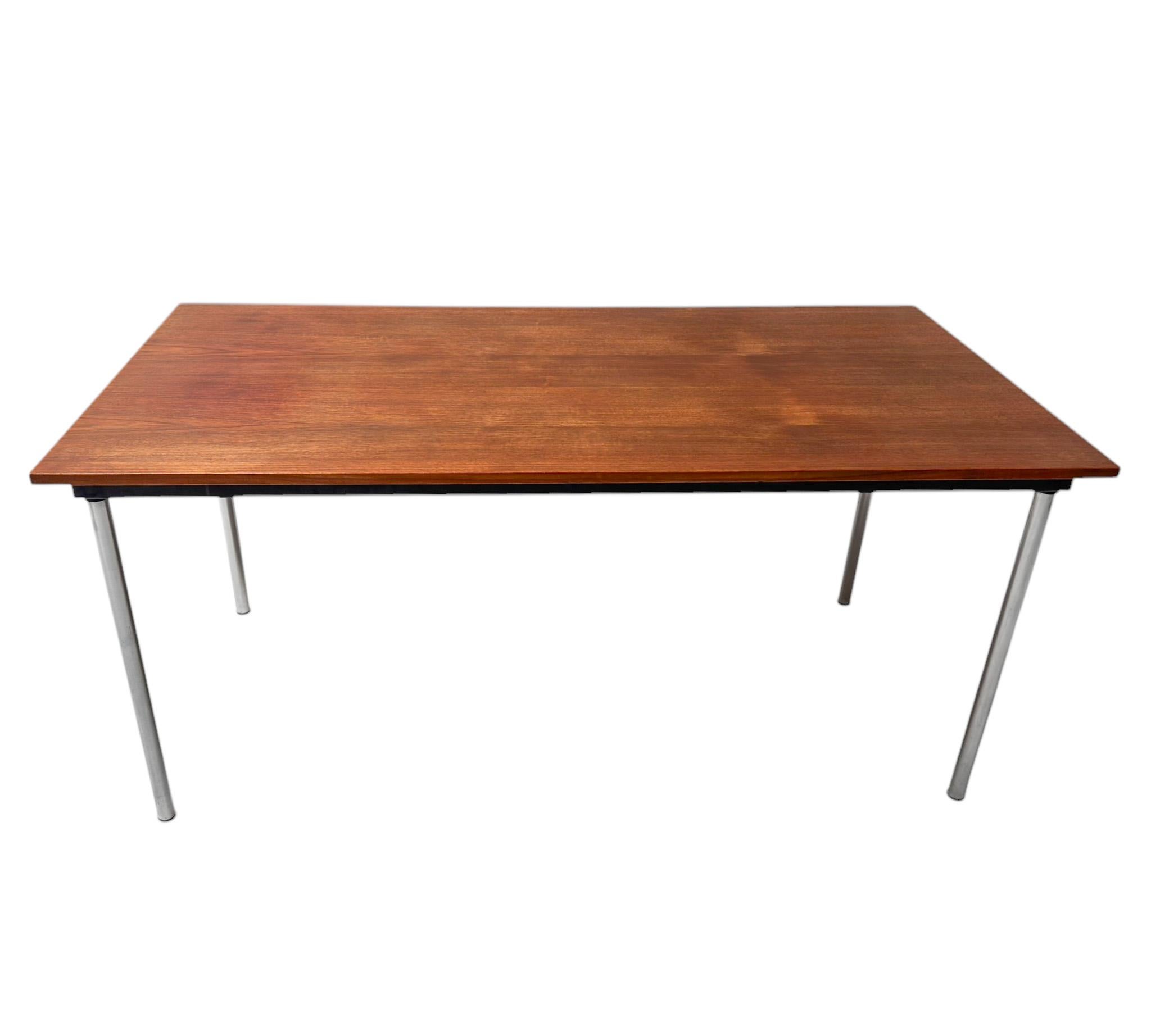Métal Table moderne du milieu du siècle dernier Made to Measure de Cees Braakman pour Pastoe, années 1960 en vente