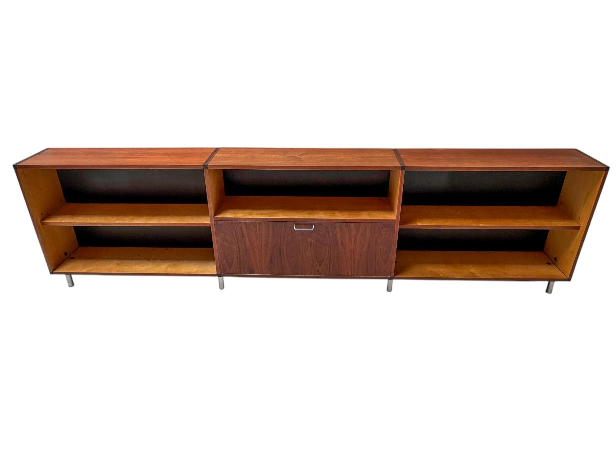 Metallo Credenza XL su misura di Cees Braakman per Pastoe, stile metà del secolo scorso in vendita