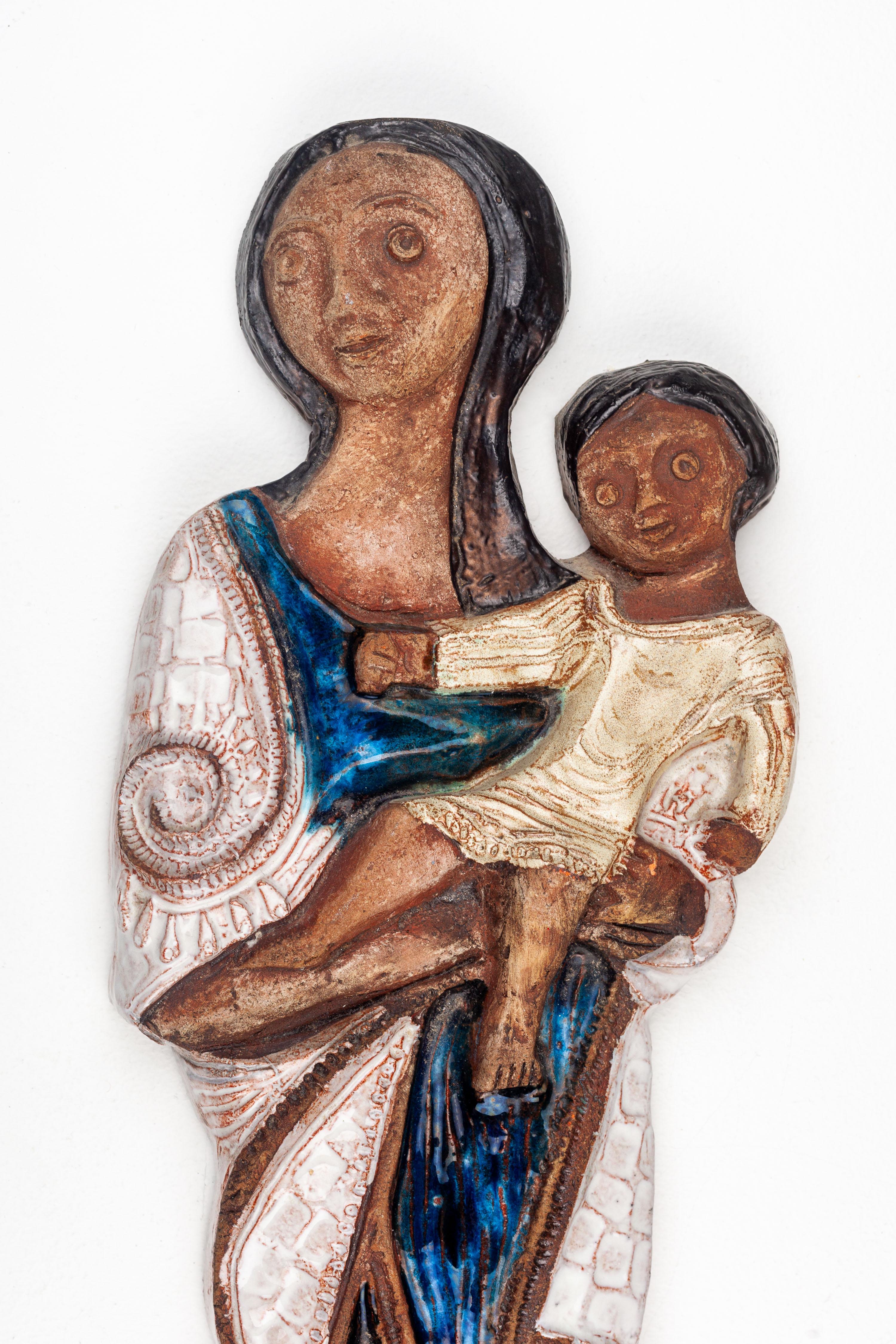 European  Mid-Century Modern Madonna and Child Ceramic Sculpture For Sale