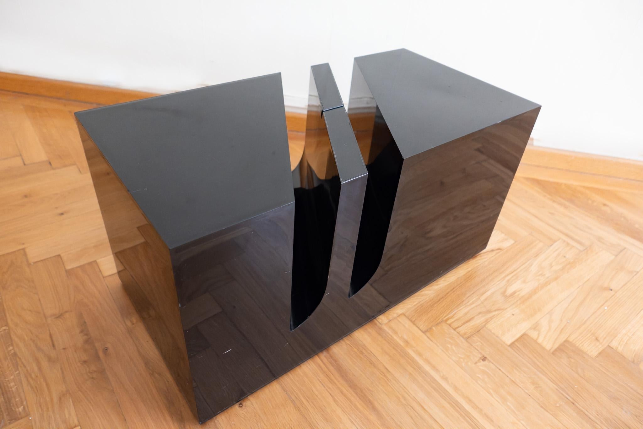 Italian Mid-Century Modern Magazine Holder Side Table by Marco Zanuso, Italy 1970s For Sale