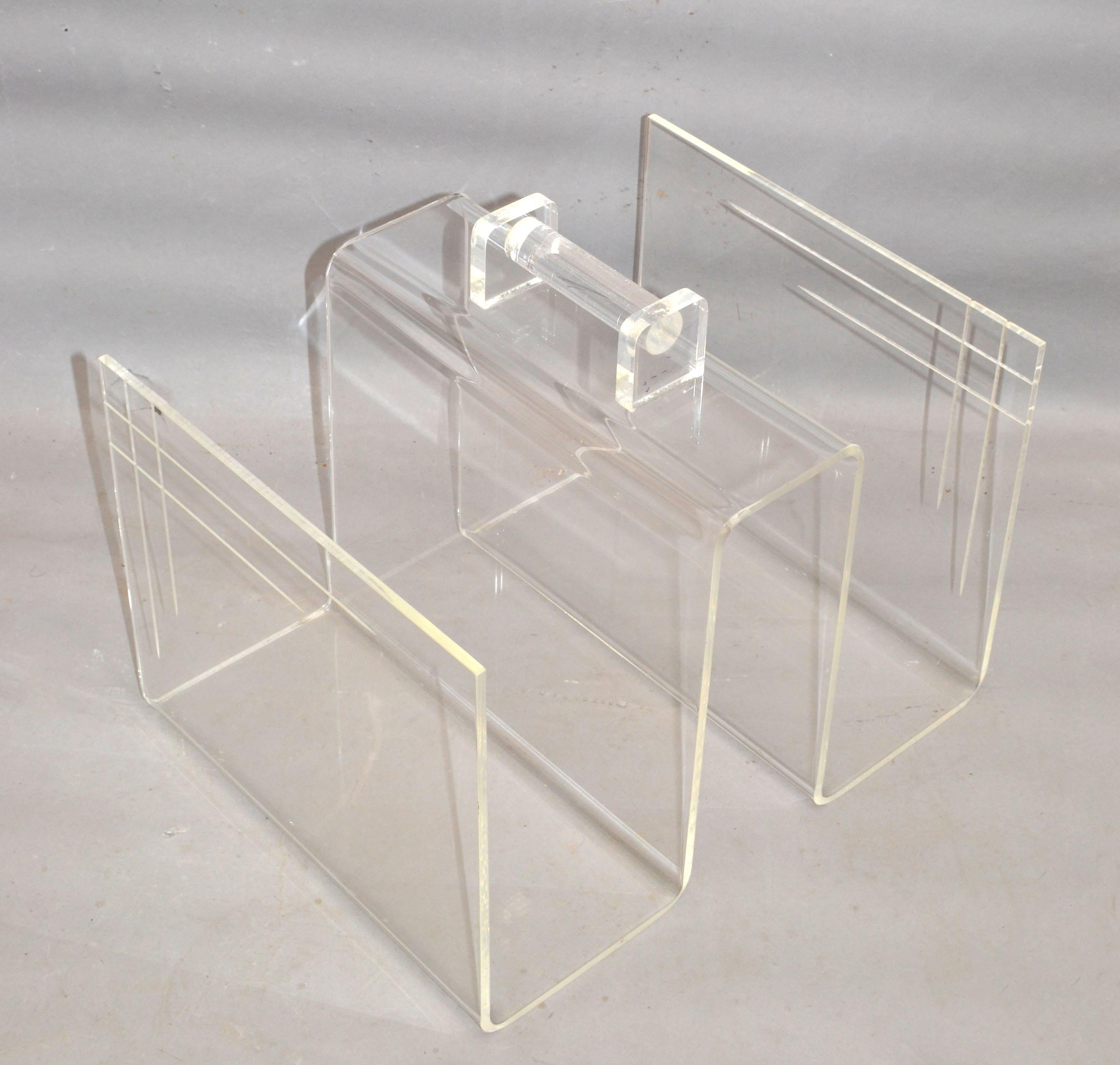 Mid-Century Modern Magazine Rack Newspaper Stand Etched Lucite 1970 For Sale 6