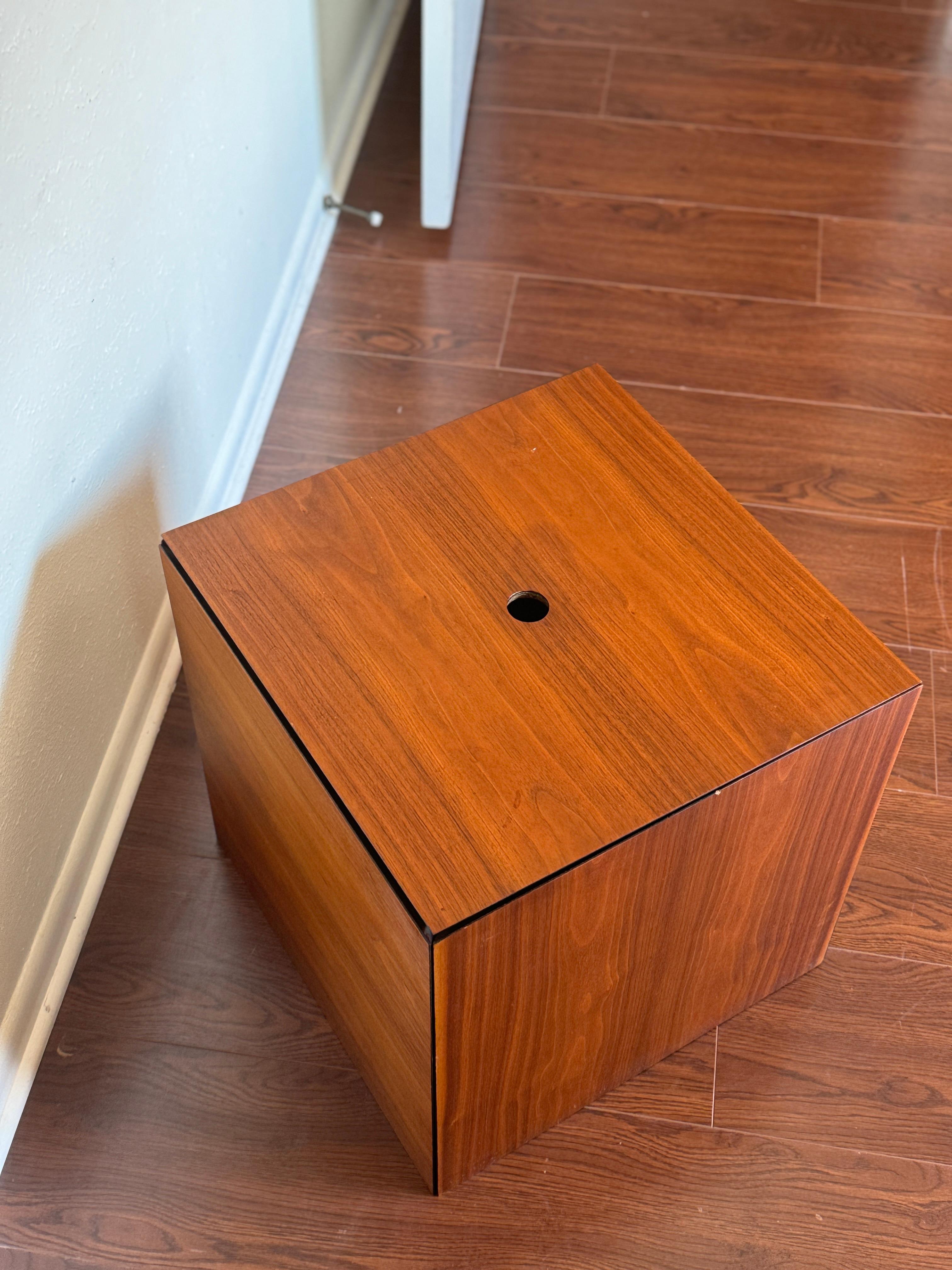 Inconnu Tables gigognes Magic Puzzle Cube modernes Poul Norreklit, années 1960 en vente