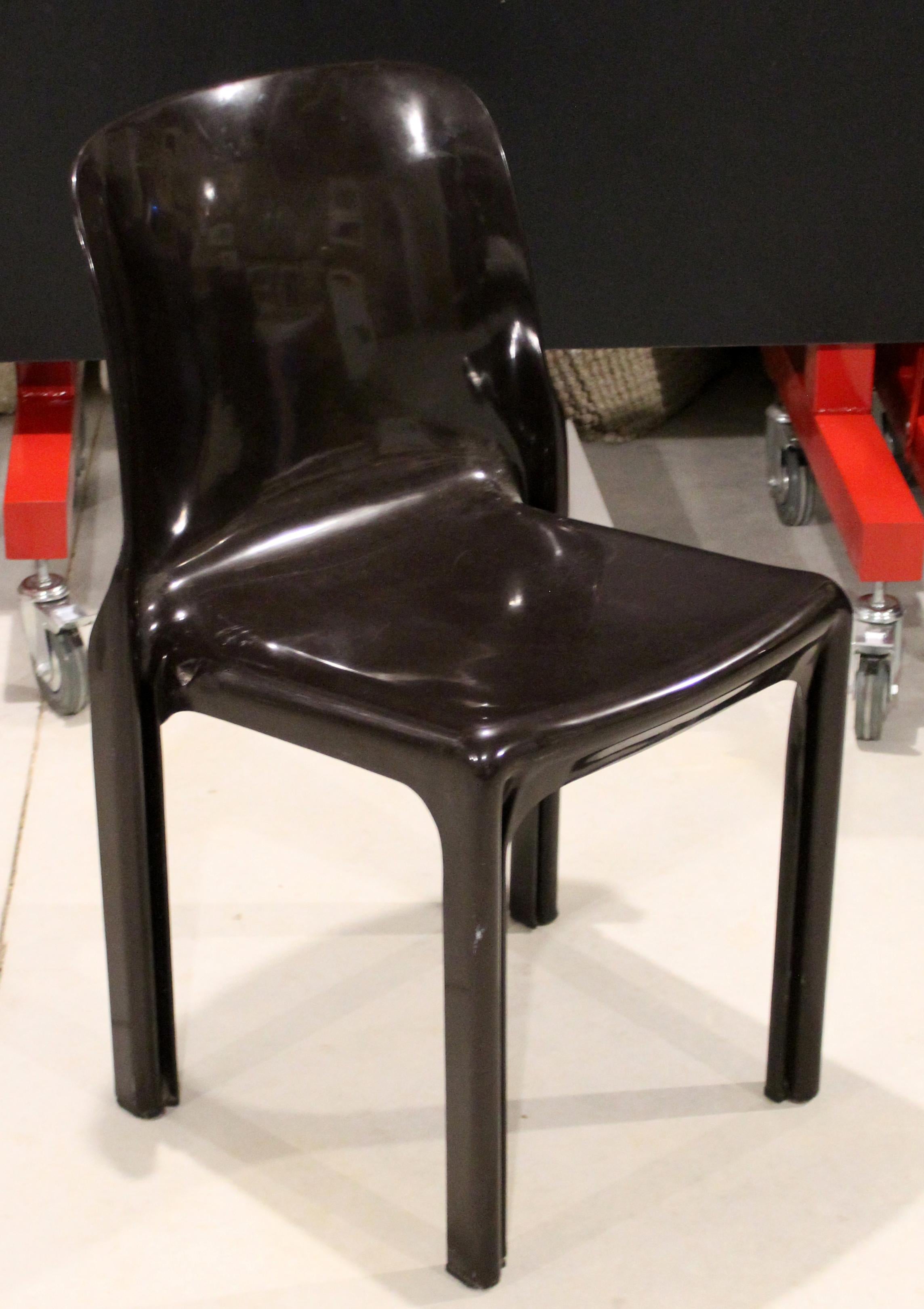 Mid-20th Century Mid-Century Modern Magistretti Artemide Set of 8 Stacking Chairs Selene, 1960s