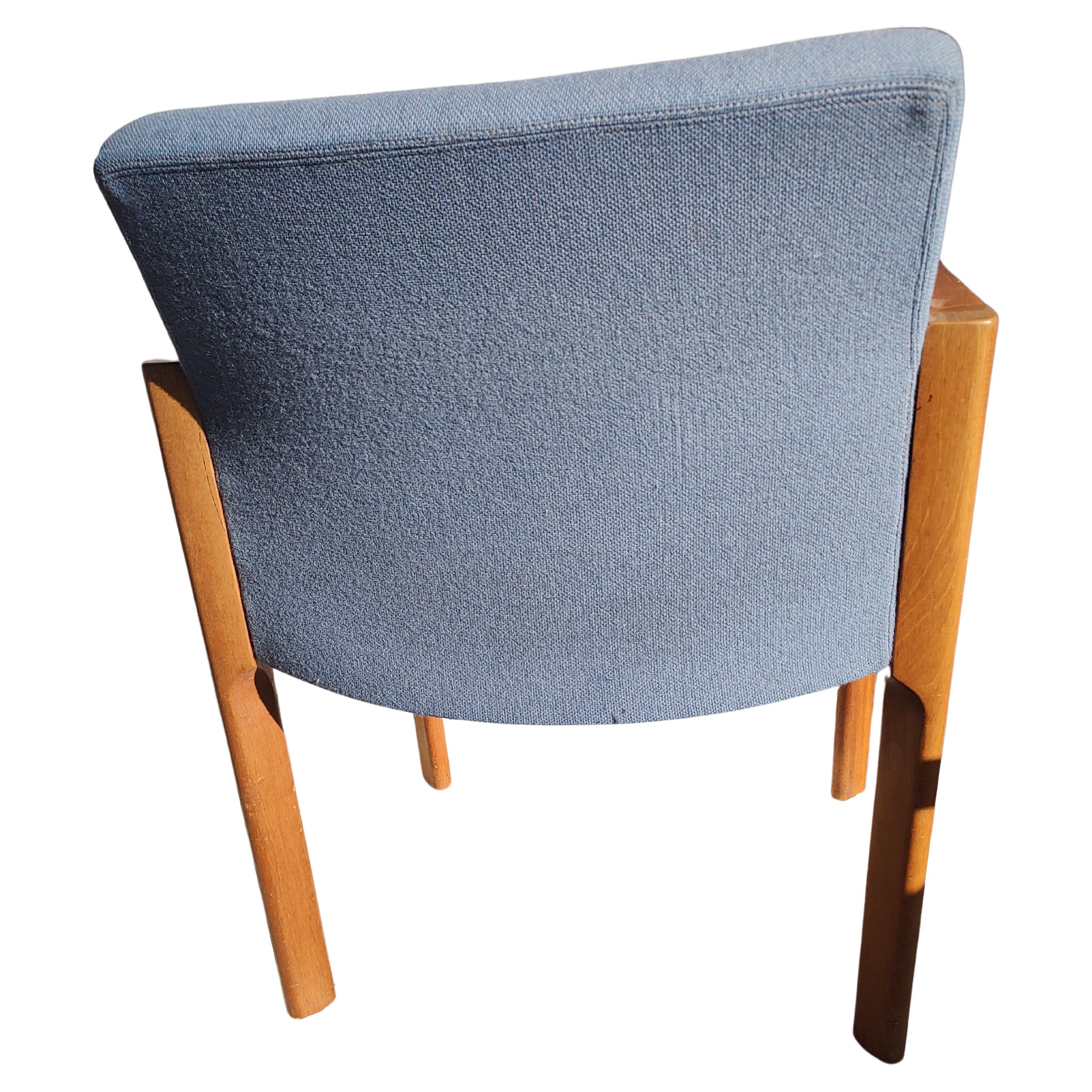 Danois 8 fauteuils de salle à manger en acajou de style moderne du milieu du siècle dernier par Soro StoleFabrik, Danemark en vente