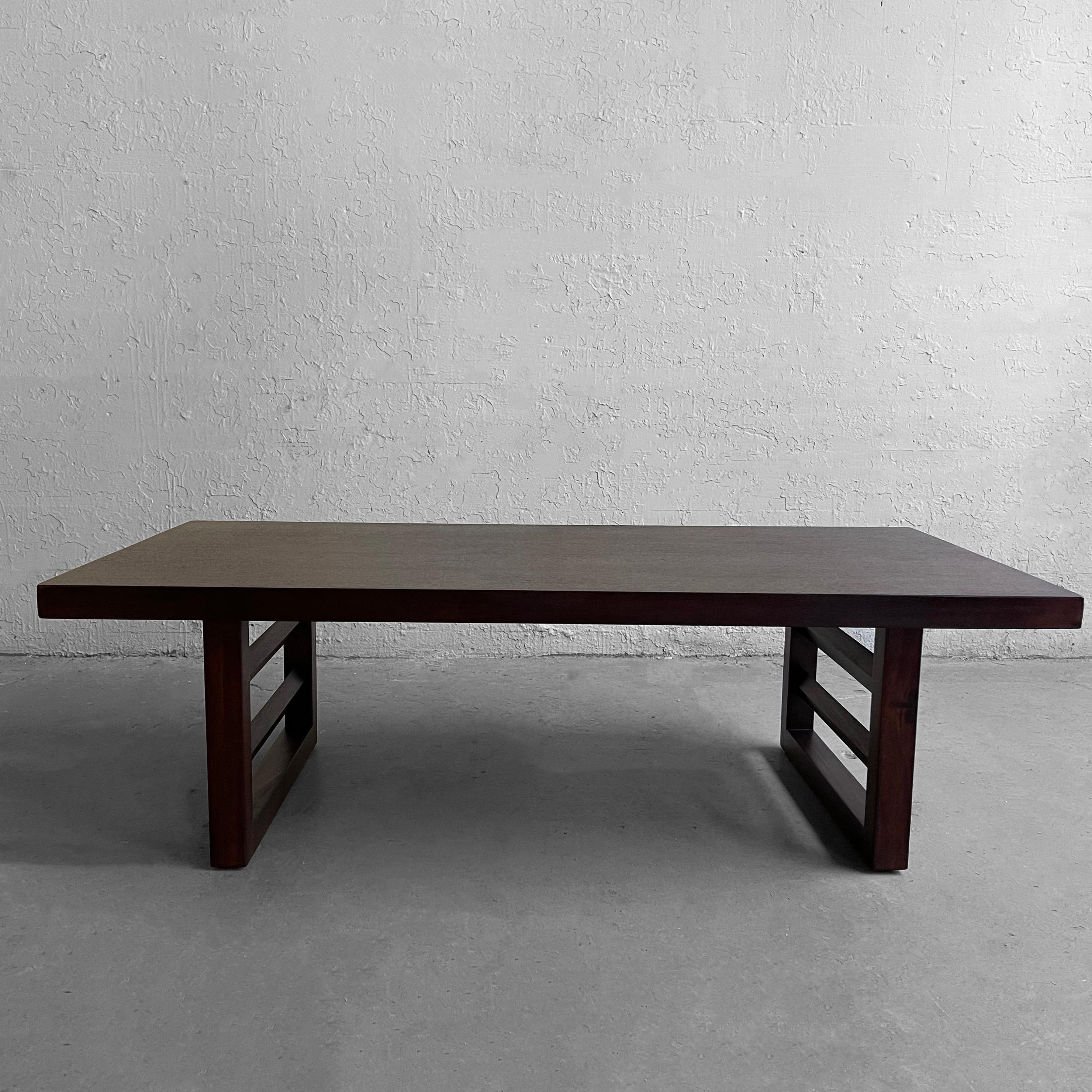 American Mid-Century Modern Mahogany Coffee Table After Paul Frankl For Sale