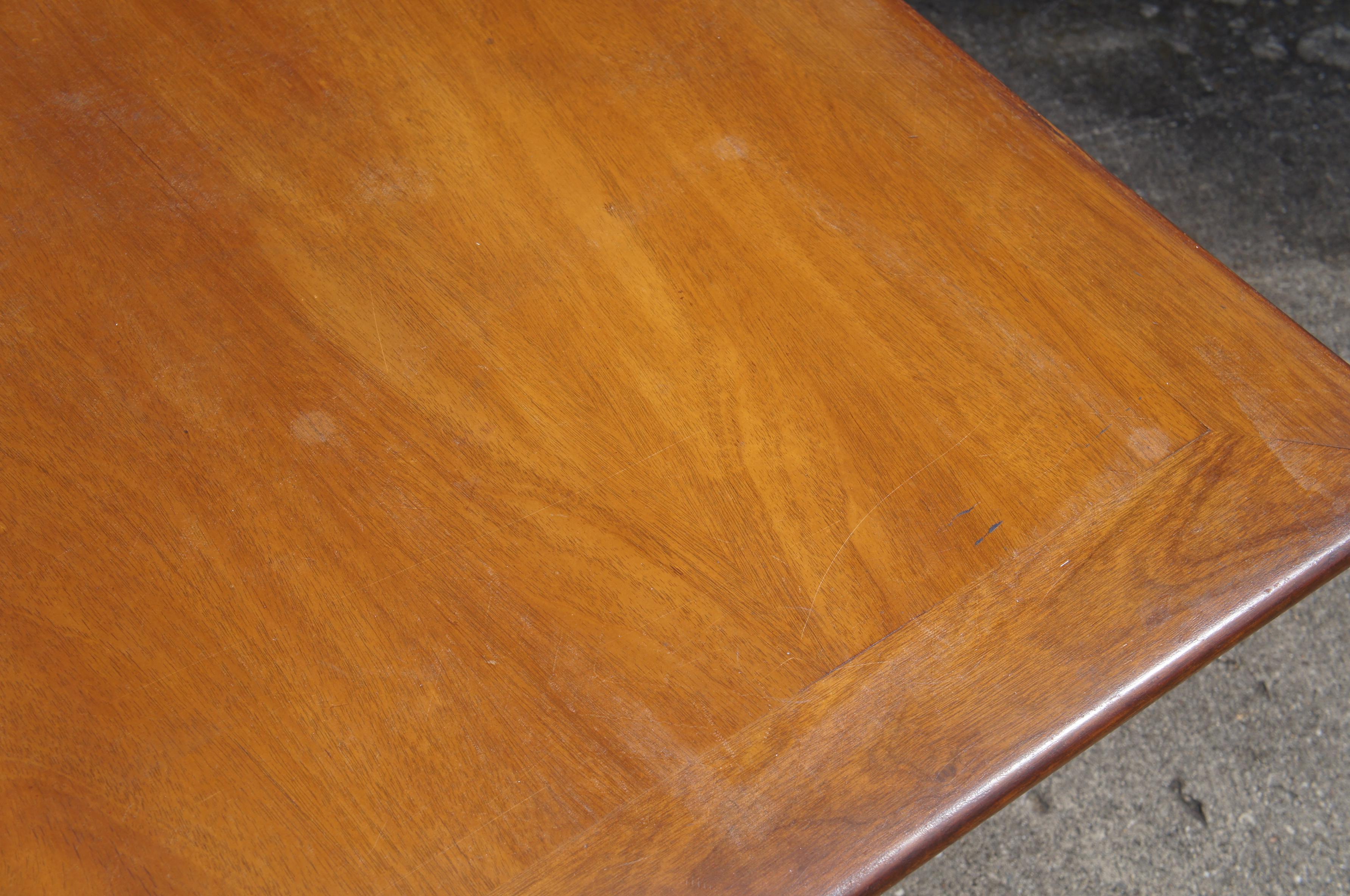 Mid-Century Modern Mahogany Dining Table by Edward Wormley for Dunbar Furniture For Sale 1