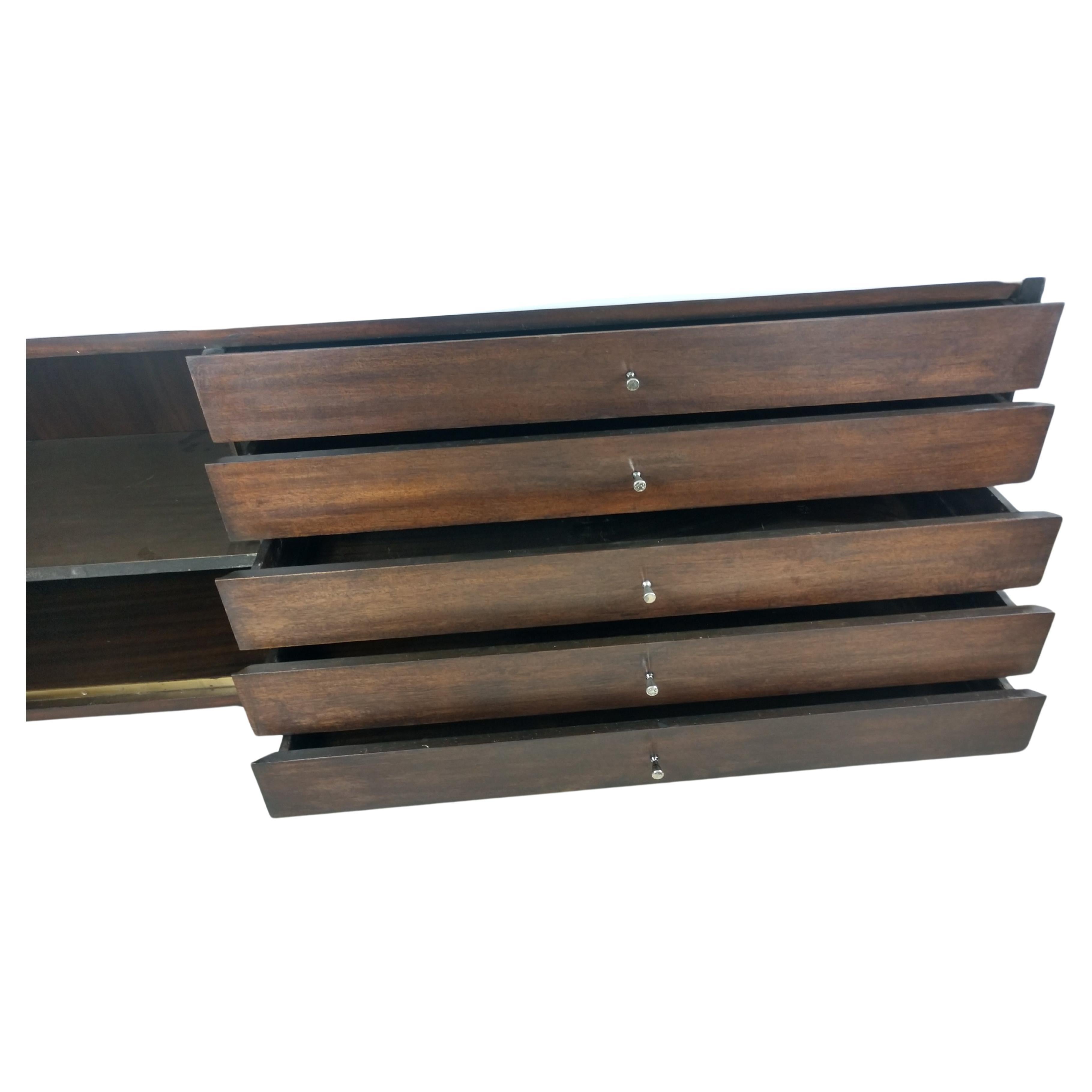 Stained Mid-Century Modern Mahogany w Glass Dresser Credenza by Paul McCobb for Calvin For Sale