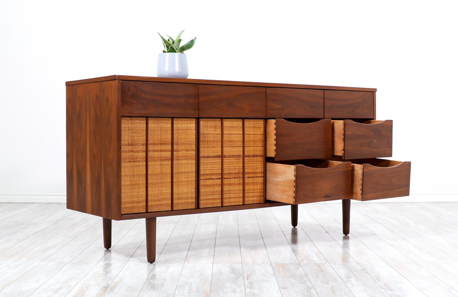 Mid-Century Modern “Mainline” Dresser with Cane Doors by Hooker In Excellent Condition In Los Angeles, CA
