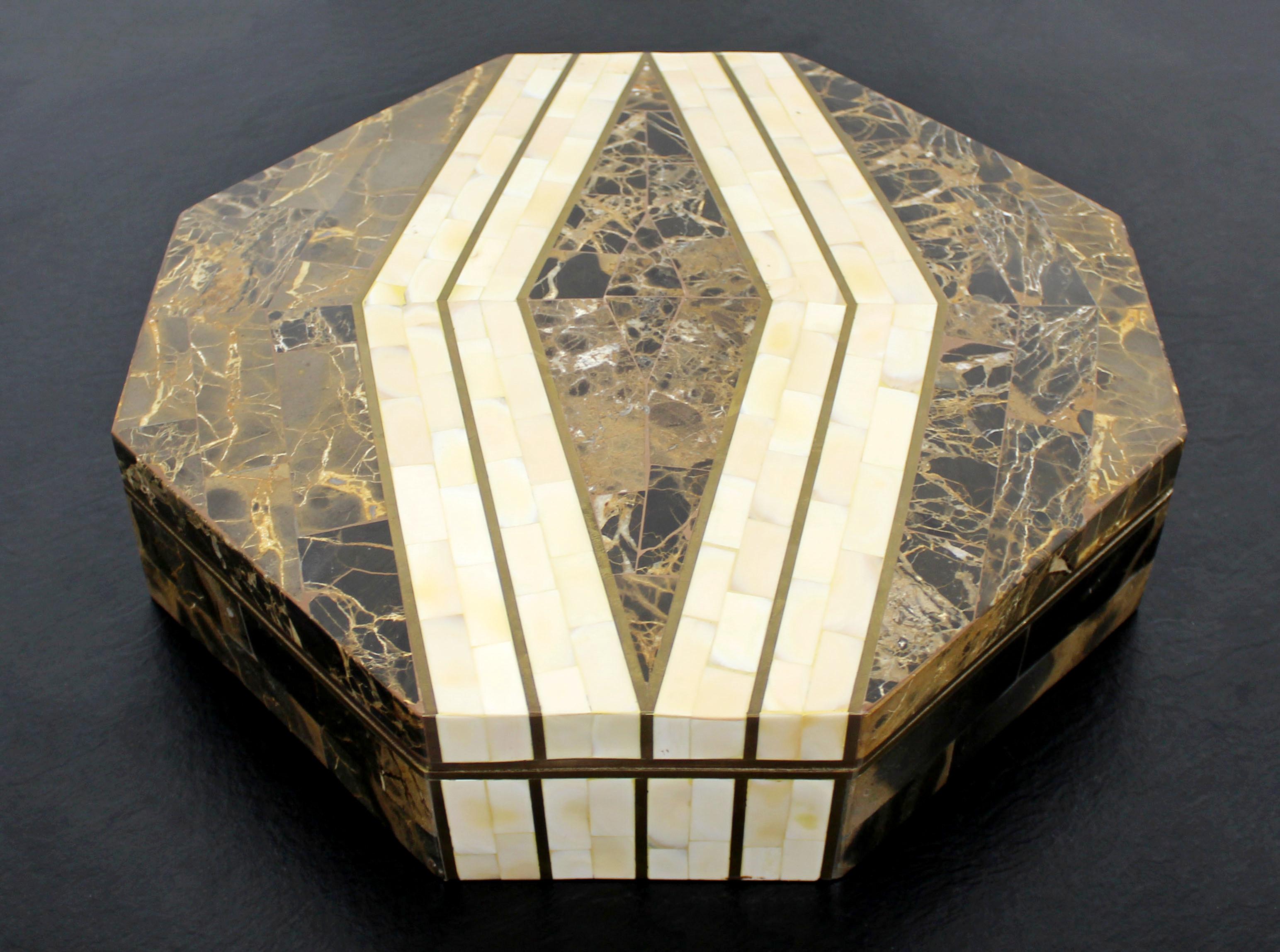 Mid-Century Modern Casa Bique Brass Tessellated Stone Lidded Box Marcius 1970s In Good Condition In Keego Harbor, MI