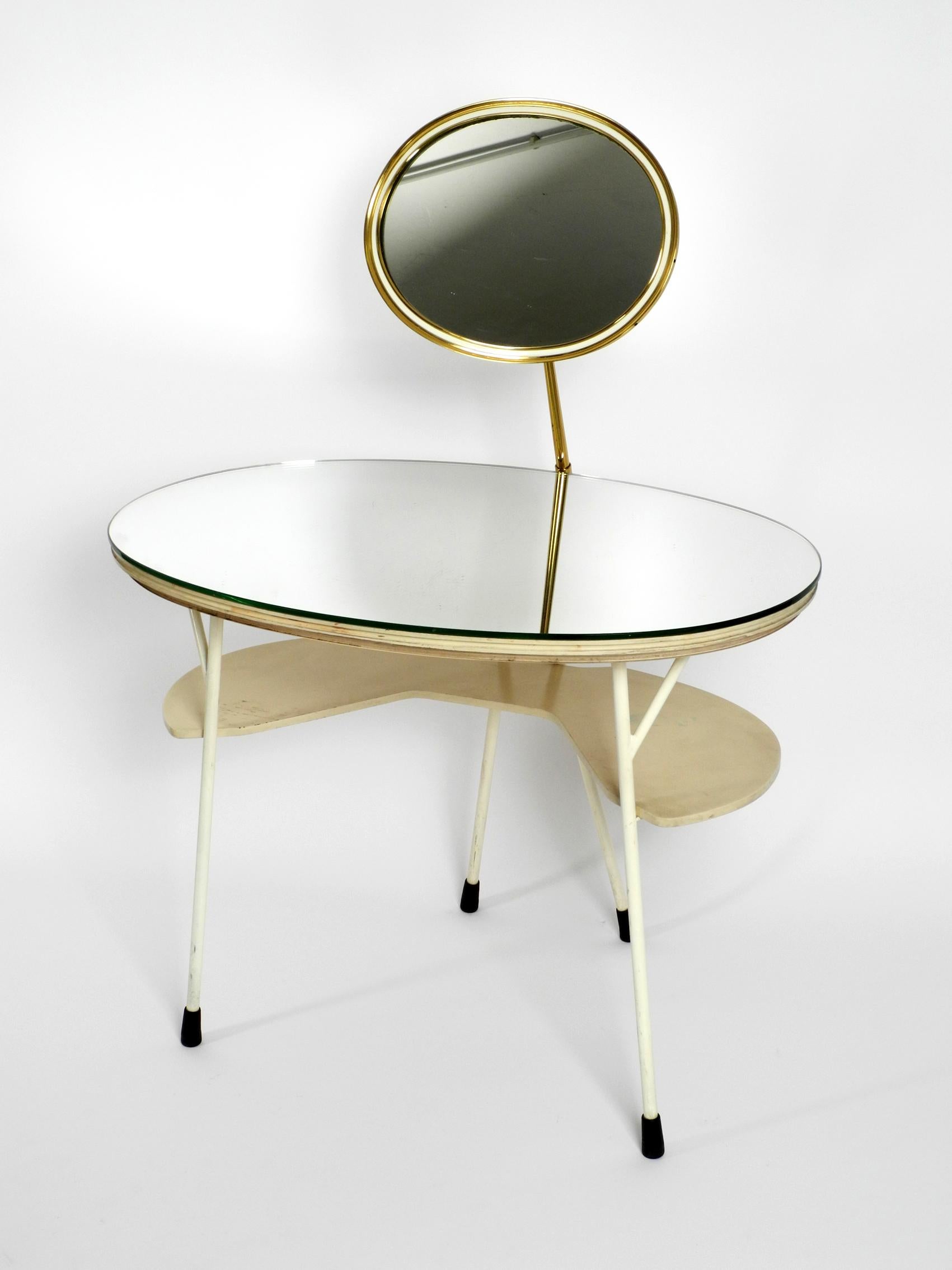 Mid-20th Century Mid-Century Modern Make Up Mirror Dressing Table from the Vereinigte Werkstätten