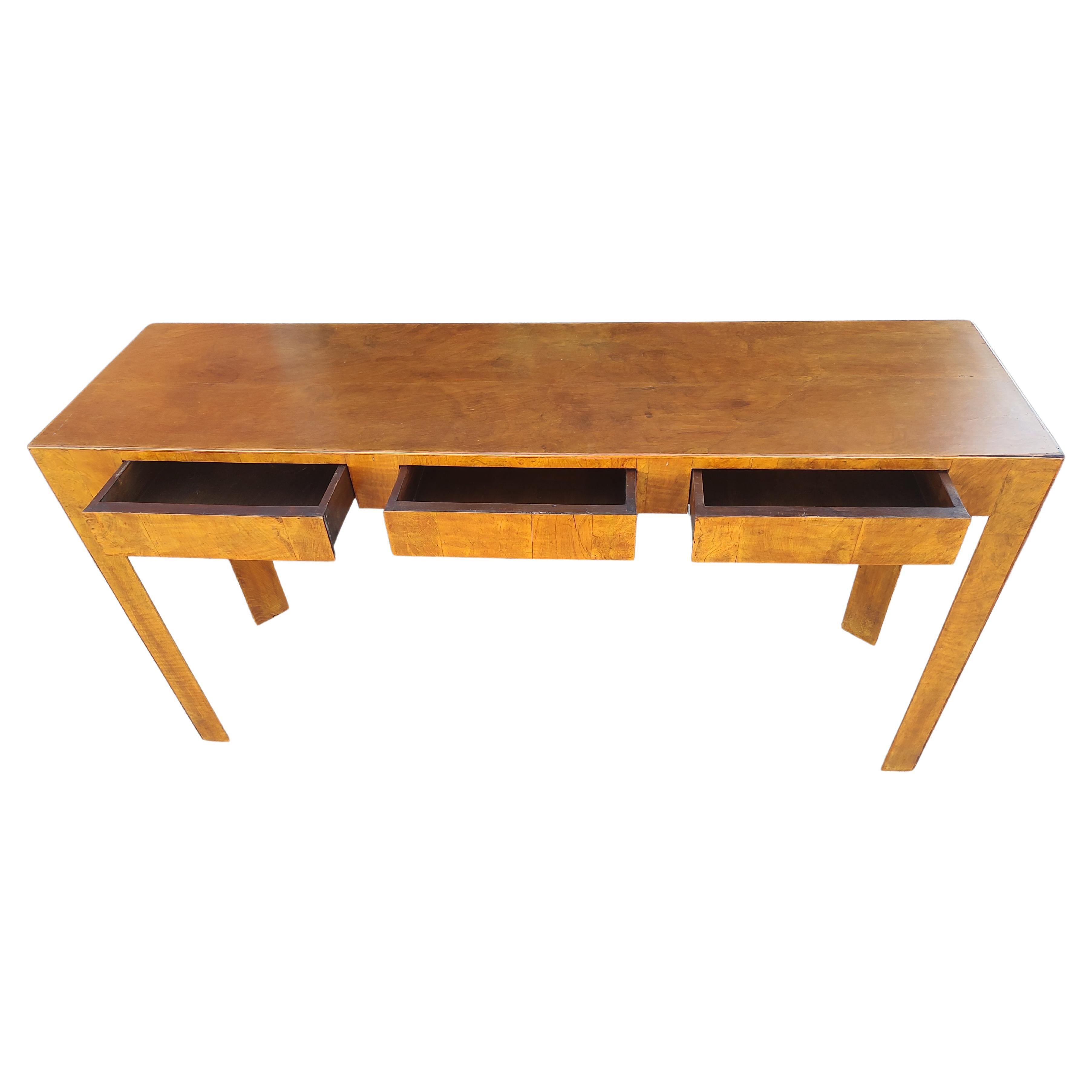 Mid Century Modern Maple Burl Wood 3 Drawer Console Table Italy C1960 For Sale