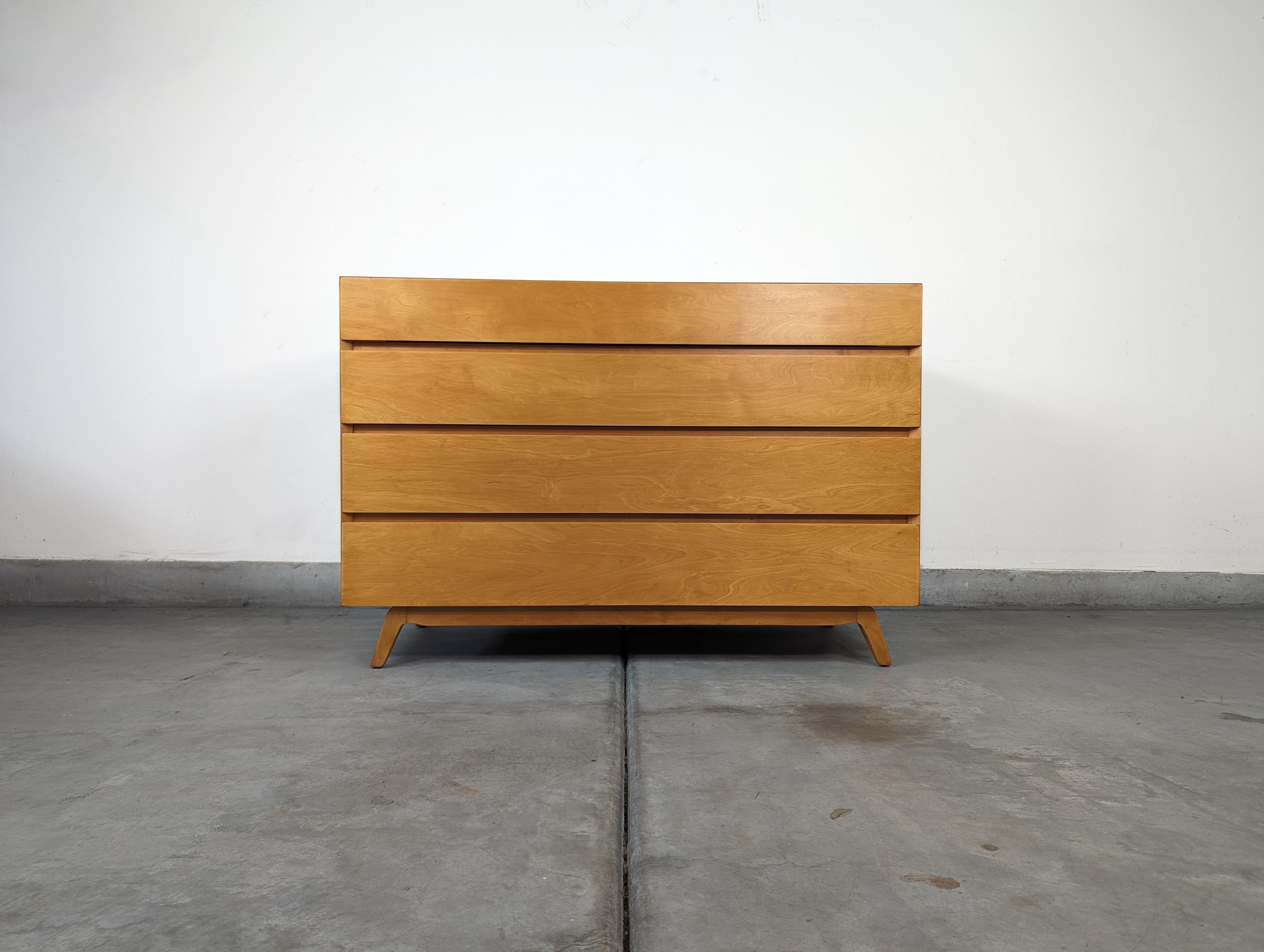 Mid-Century Modern Mid Century Modern Maple Chest of Drawers Dresser by Edmond Spence, c1950s For Sale