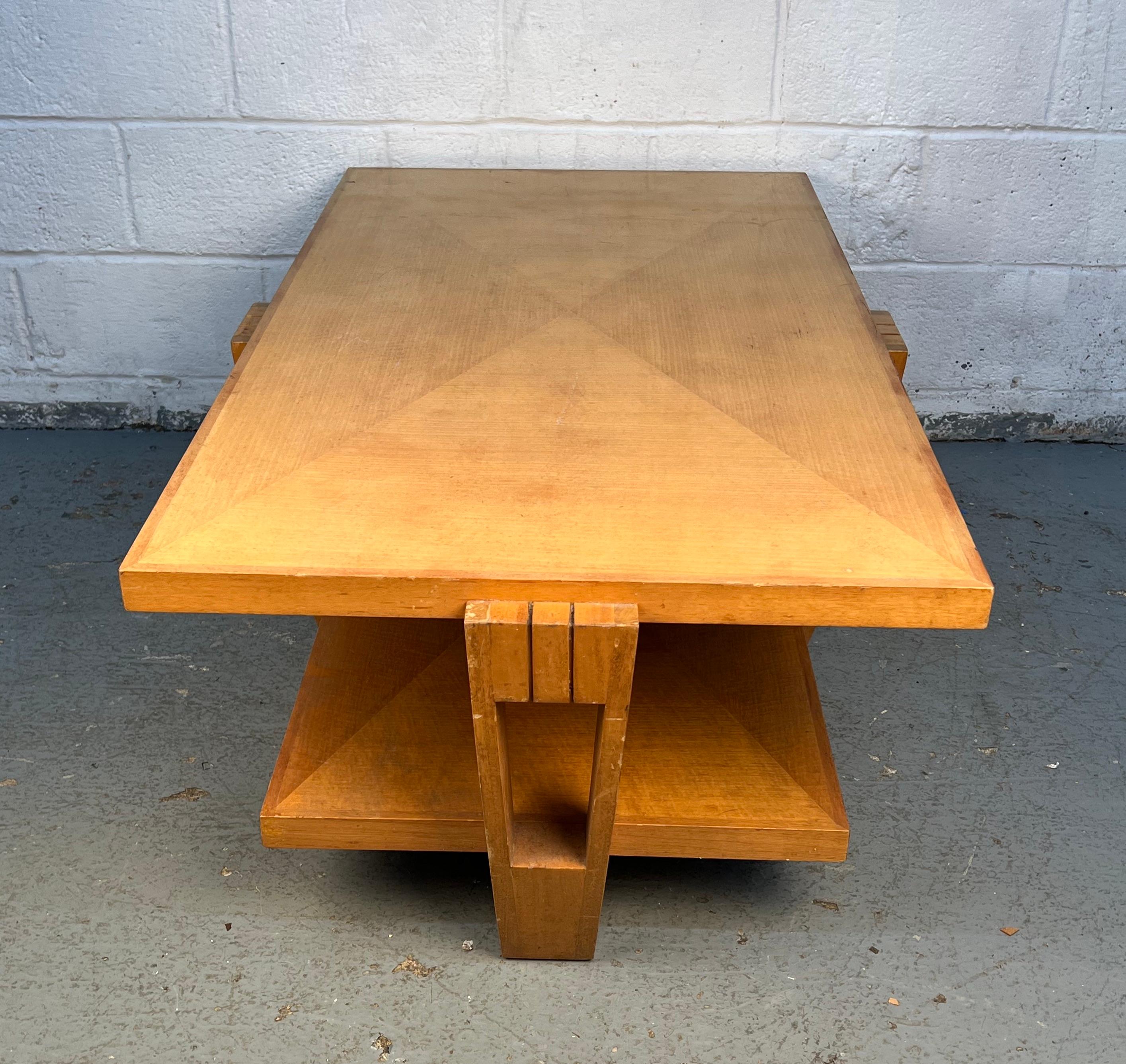 Mesa baja de arce moderna de mediados de siglo Arce en venta