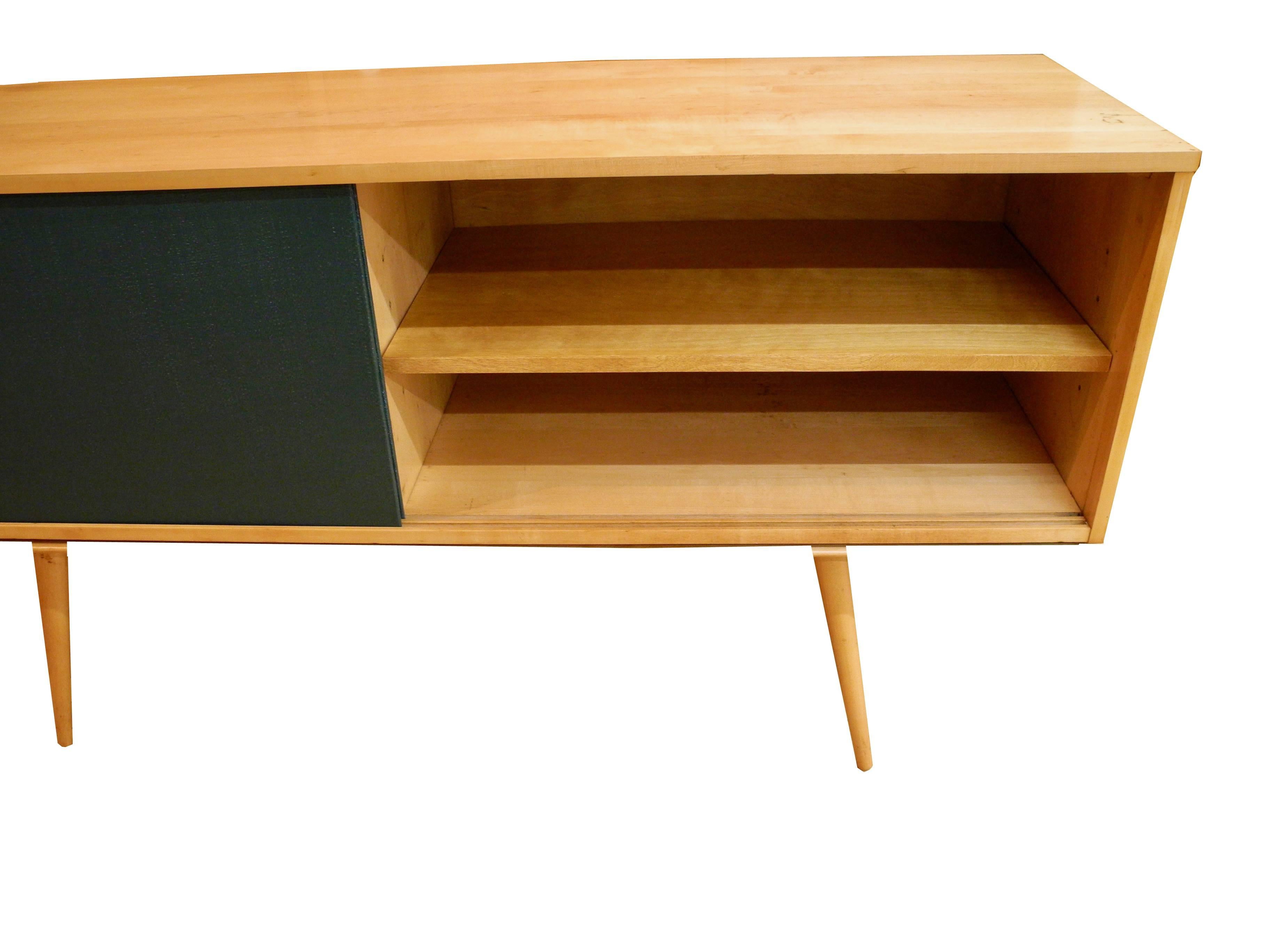 American Mid-Century Modern Maple Credenza / Sideboard Designed by Paul McCobb