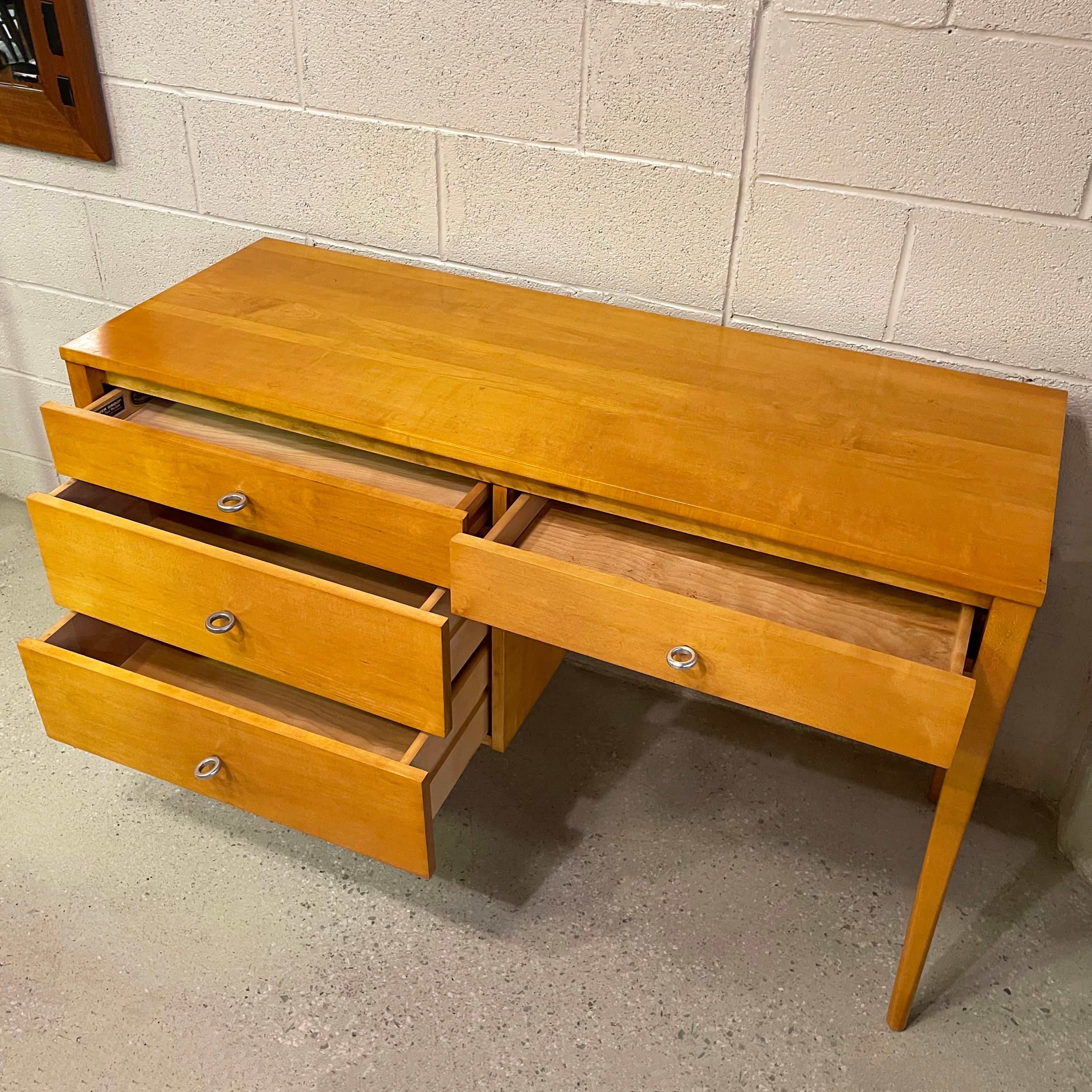 Mid-Century Modern Maple Desk By Paul McCobb For Planner Group For Sale 6