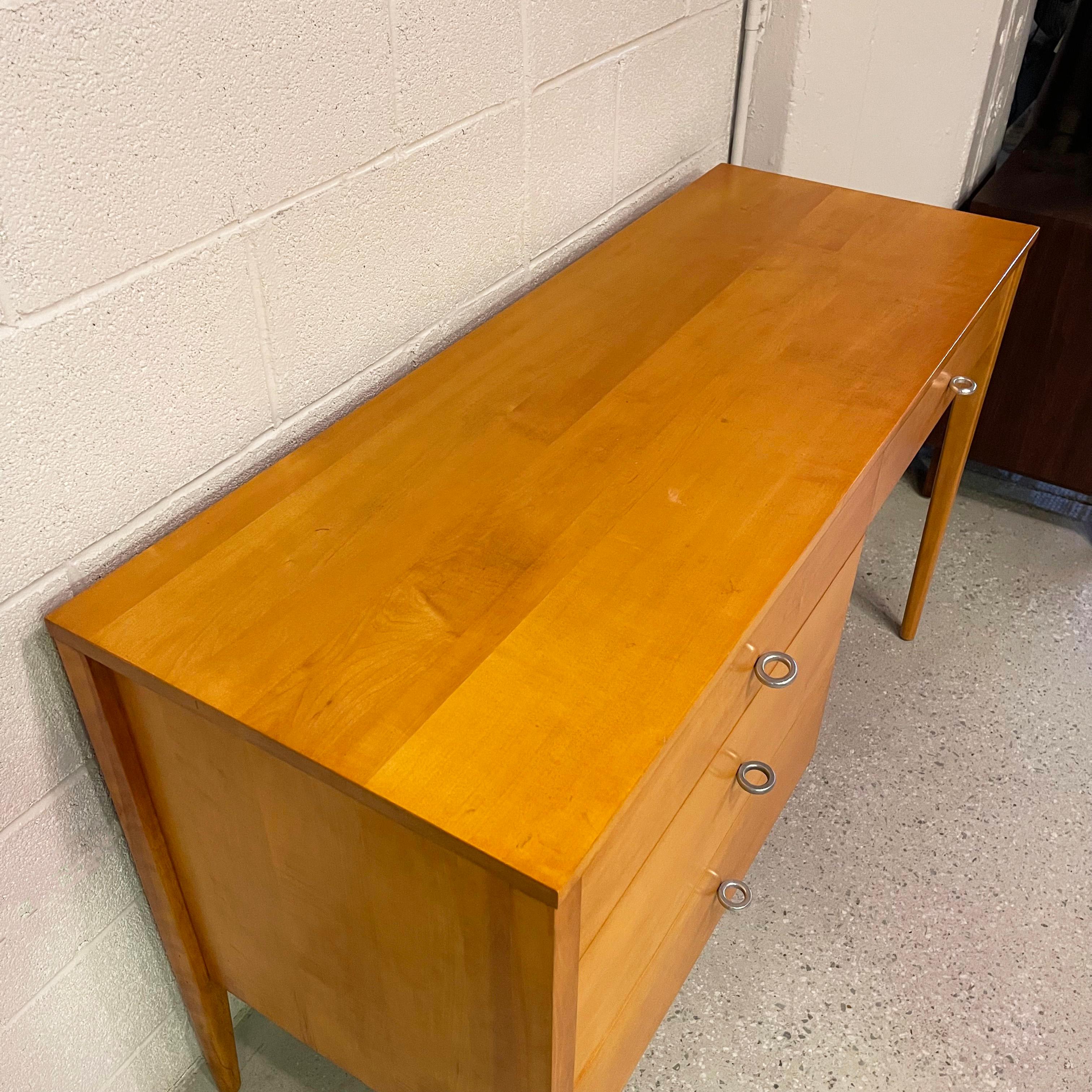 Mid-Century Modern Maple Desk By Paul McCobb For Planner Group For Sale 7