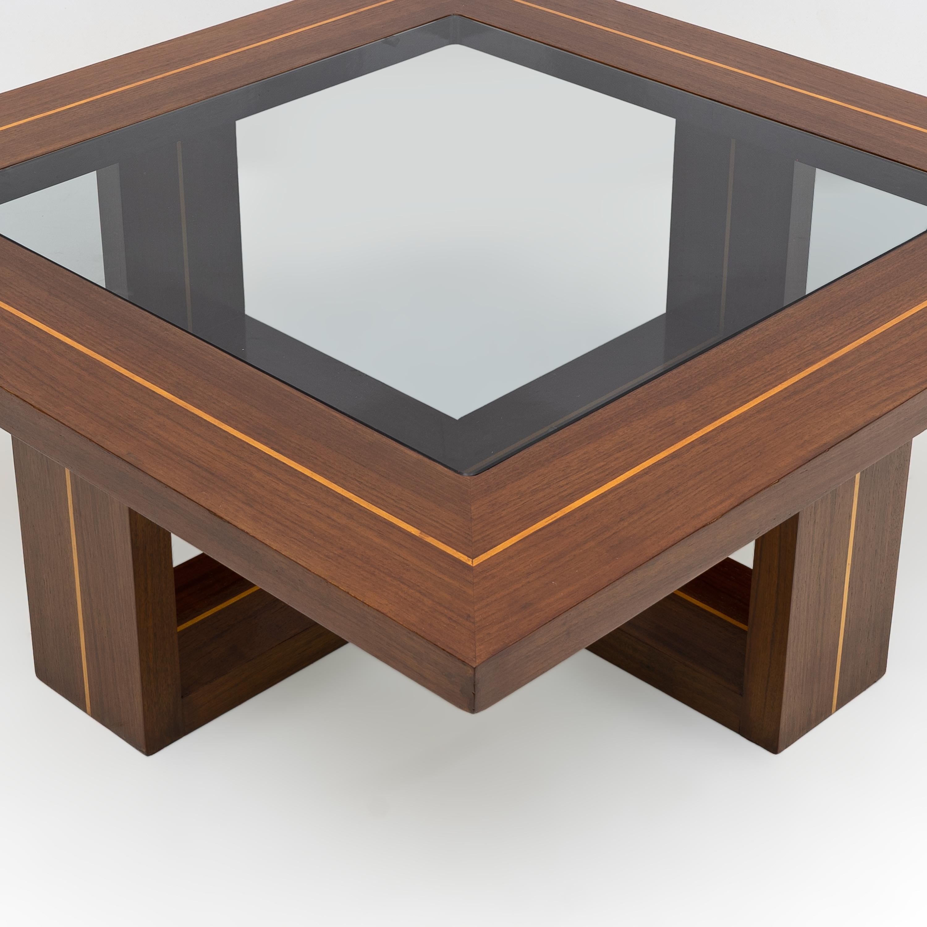 Mid-Century Modern Mid-century Modern Maple Inlays and Walnut Coffee Table, Italy, 1970s For Sale