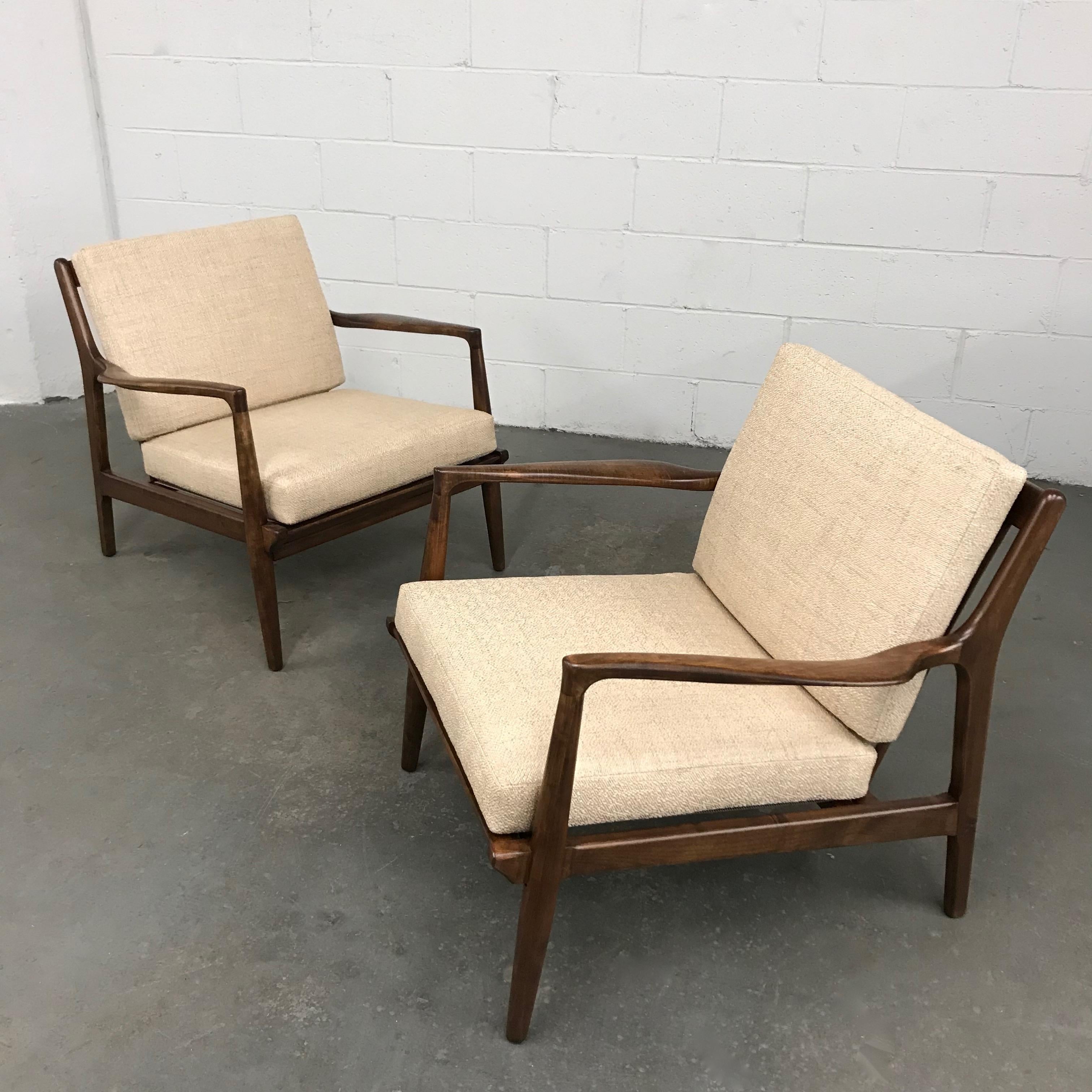 20th Century Mid-Century Modern Maple Lounge Chairs