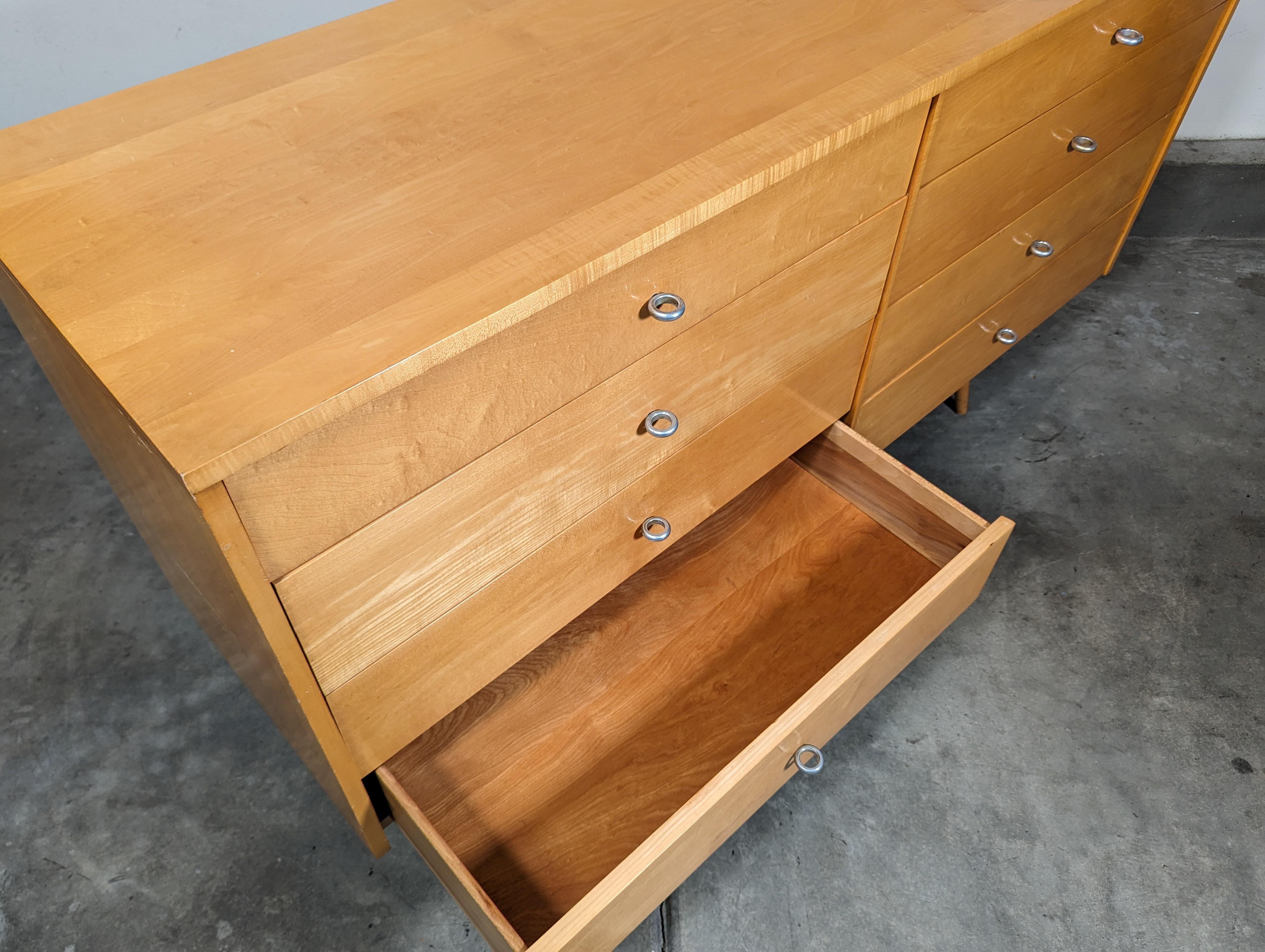 Mid Century Modern Maple Lowboy Dresser by Paul McCobb for Planner Group, 1950s 6