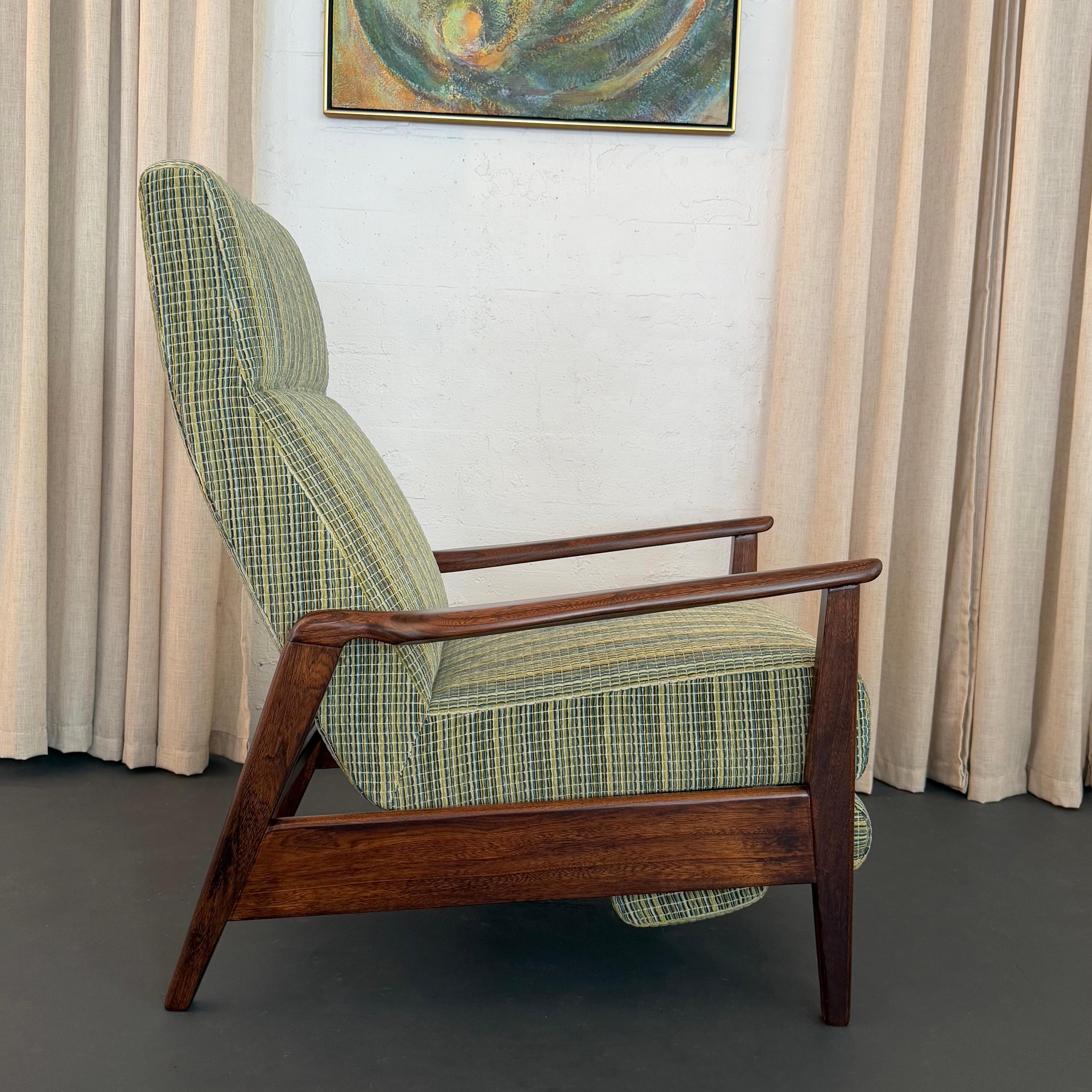 American Mid-Century Modern Maple Reclining Lounge Chair For Sale