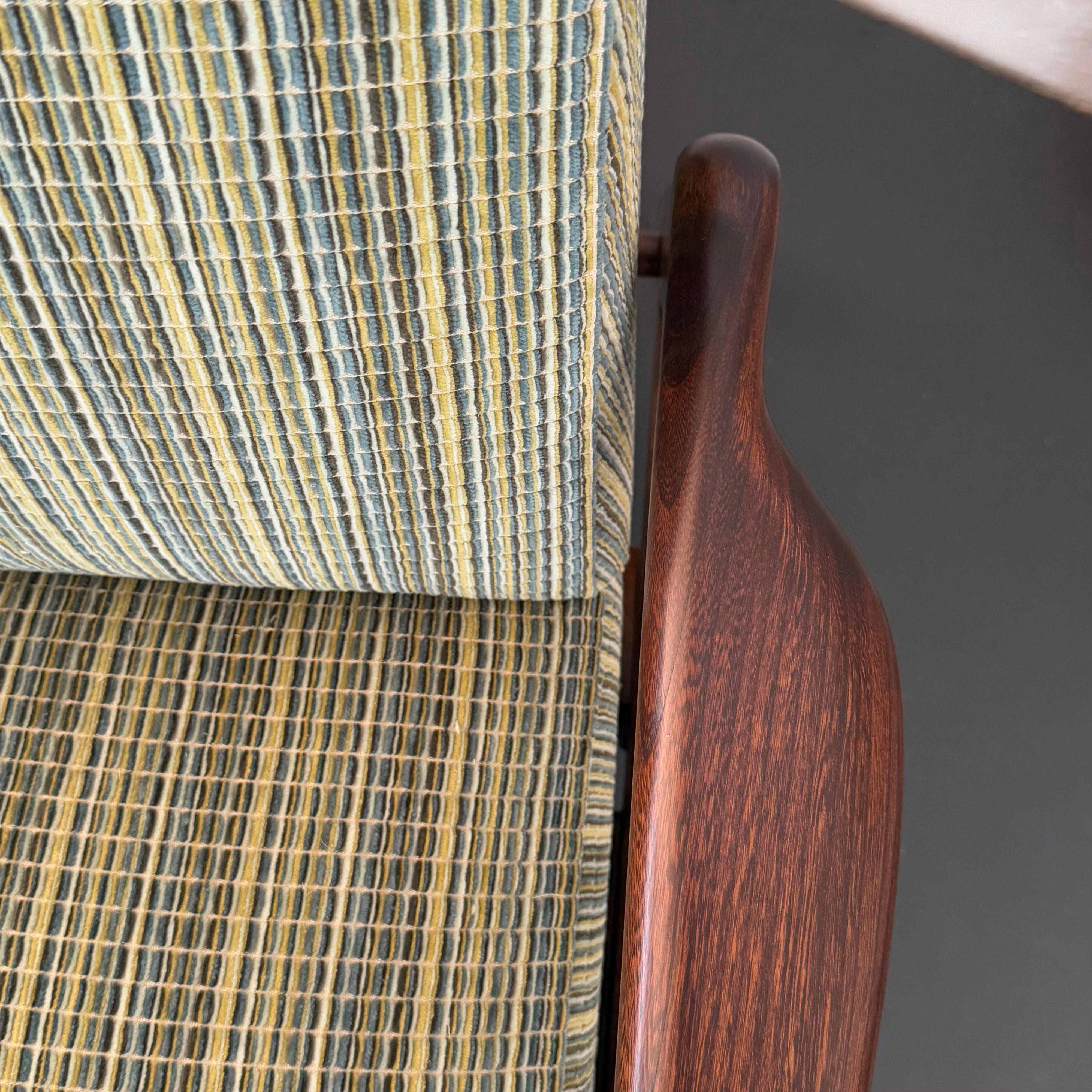 Mid-Century Modern Maple Reclining Lounge Chair For Sale 3