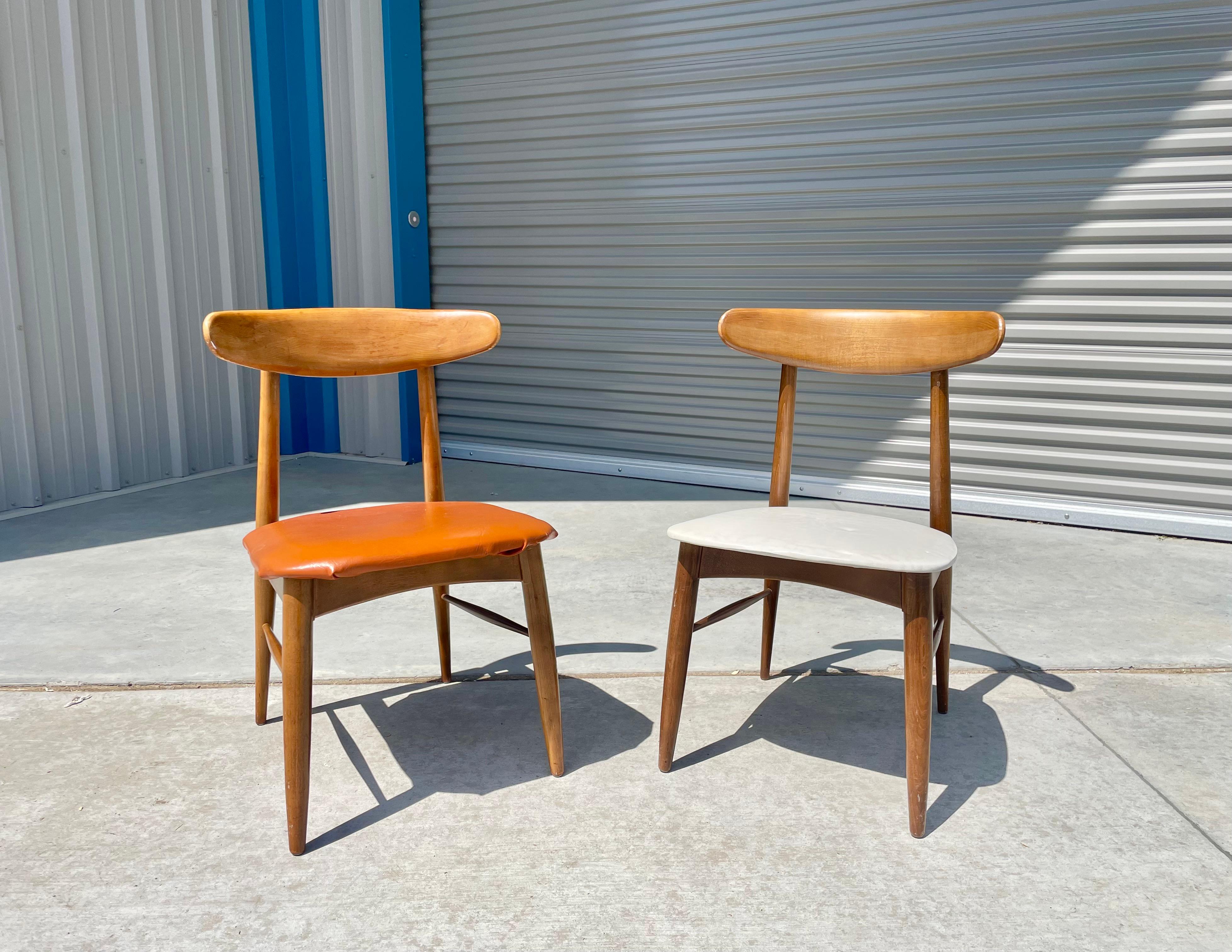 Mid-Century Modern Mid Century Modern Maple Side Chairs For Sale
