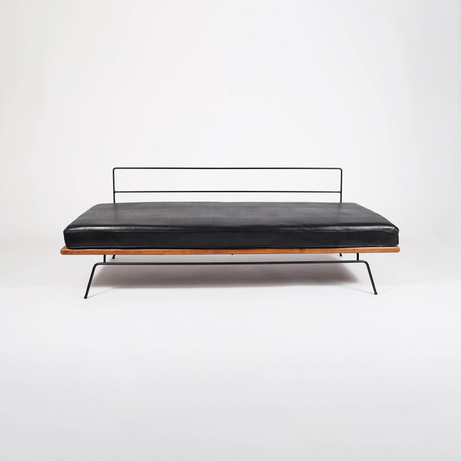 American Mid-Century Modern Maple Wire Frame Daybed by Clifford Pascoe