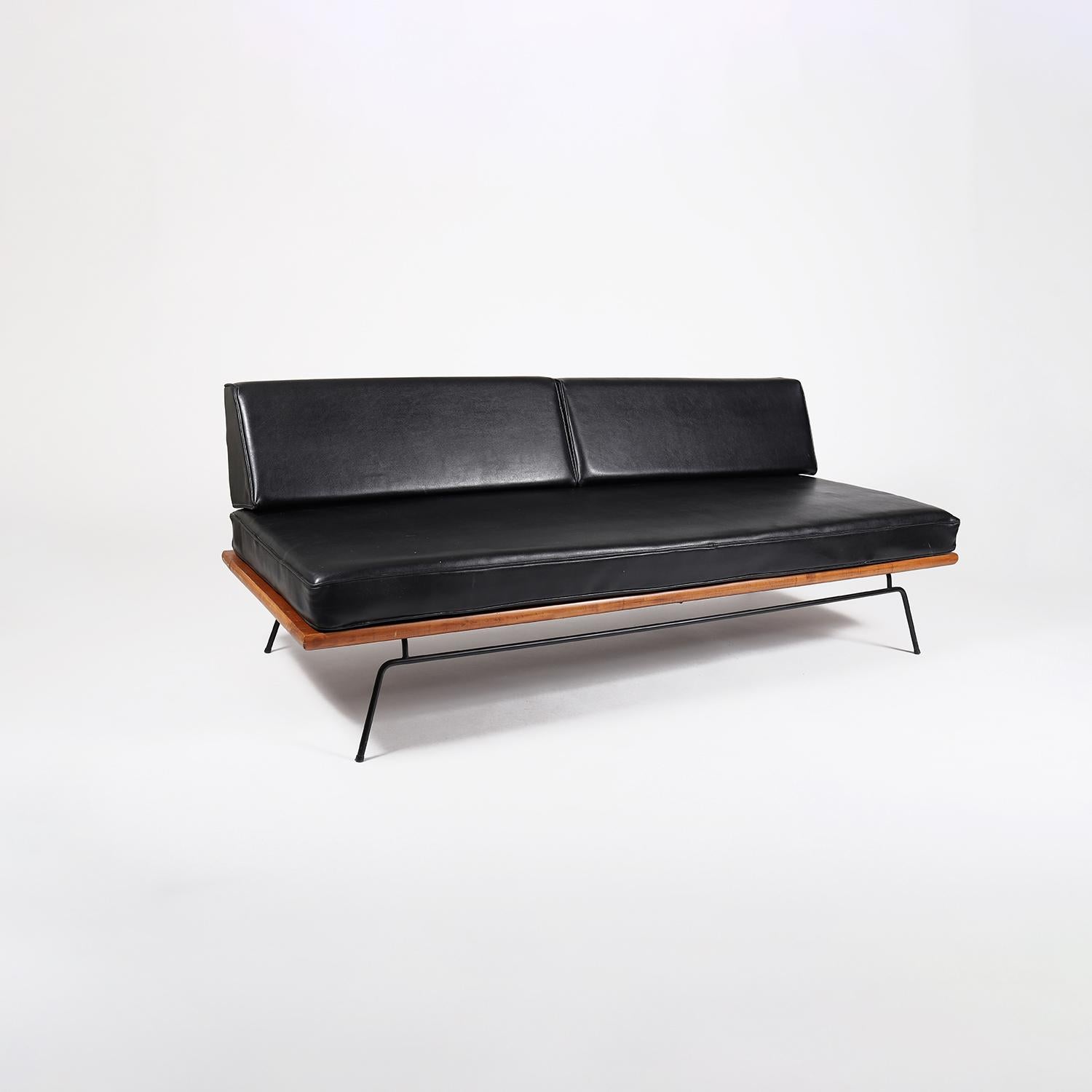 20th Century Mid-Century Modern Maple Wire Frame Daybed by Clifford Pascoe