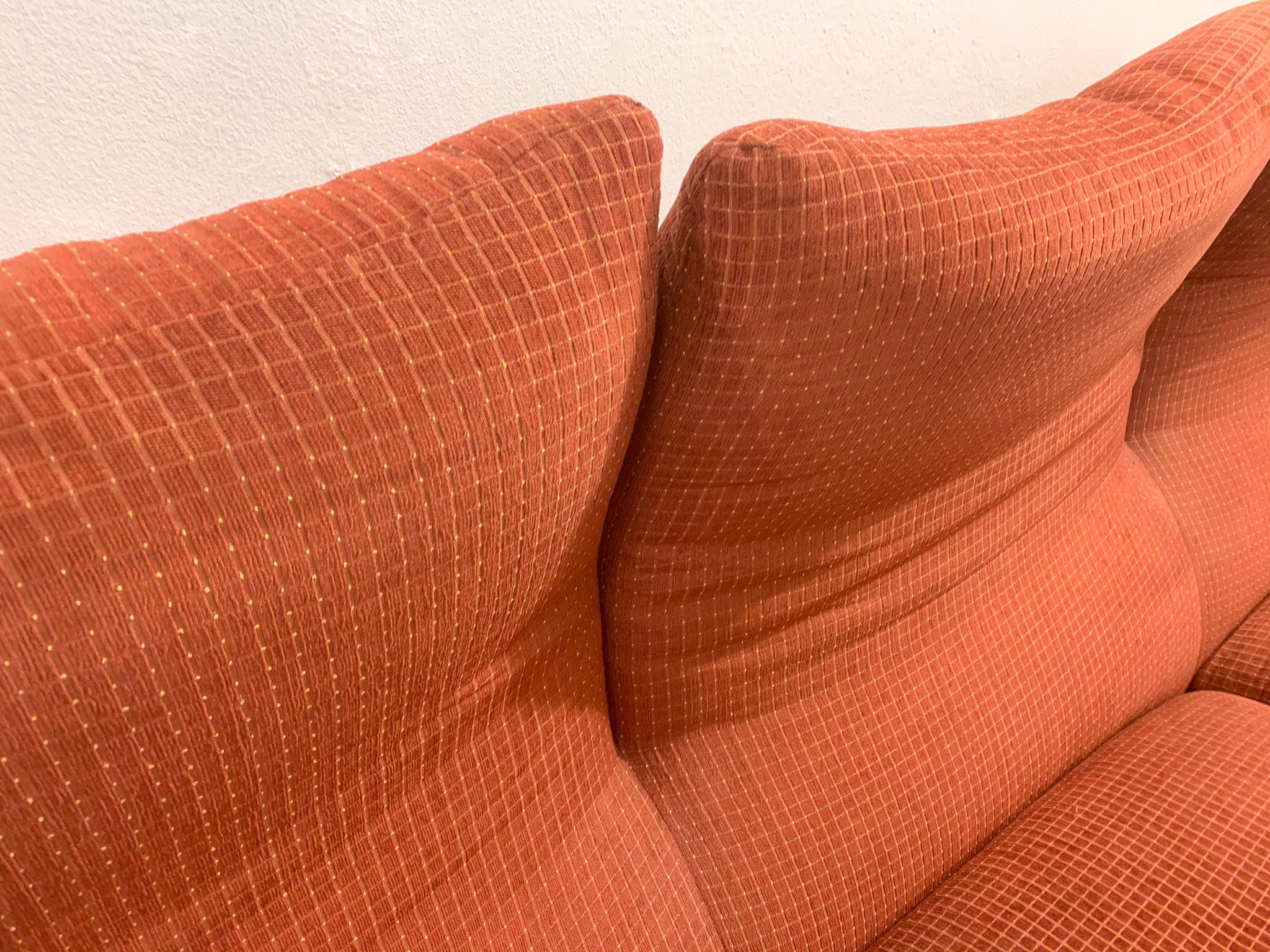 Mid-Century Modern Maralunga Sofa by Vico Magistretti, Original Red Fabric, 1970 3