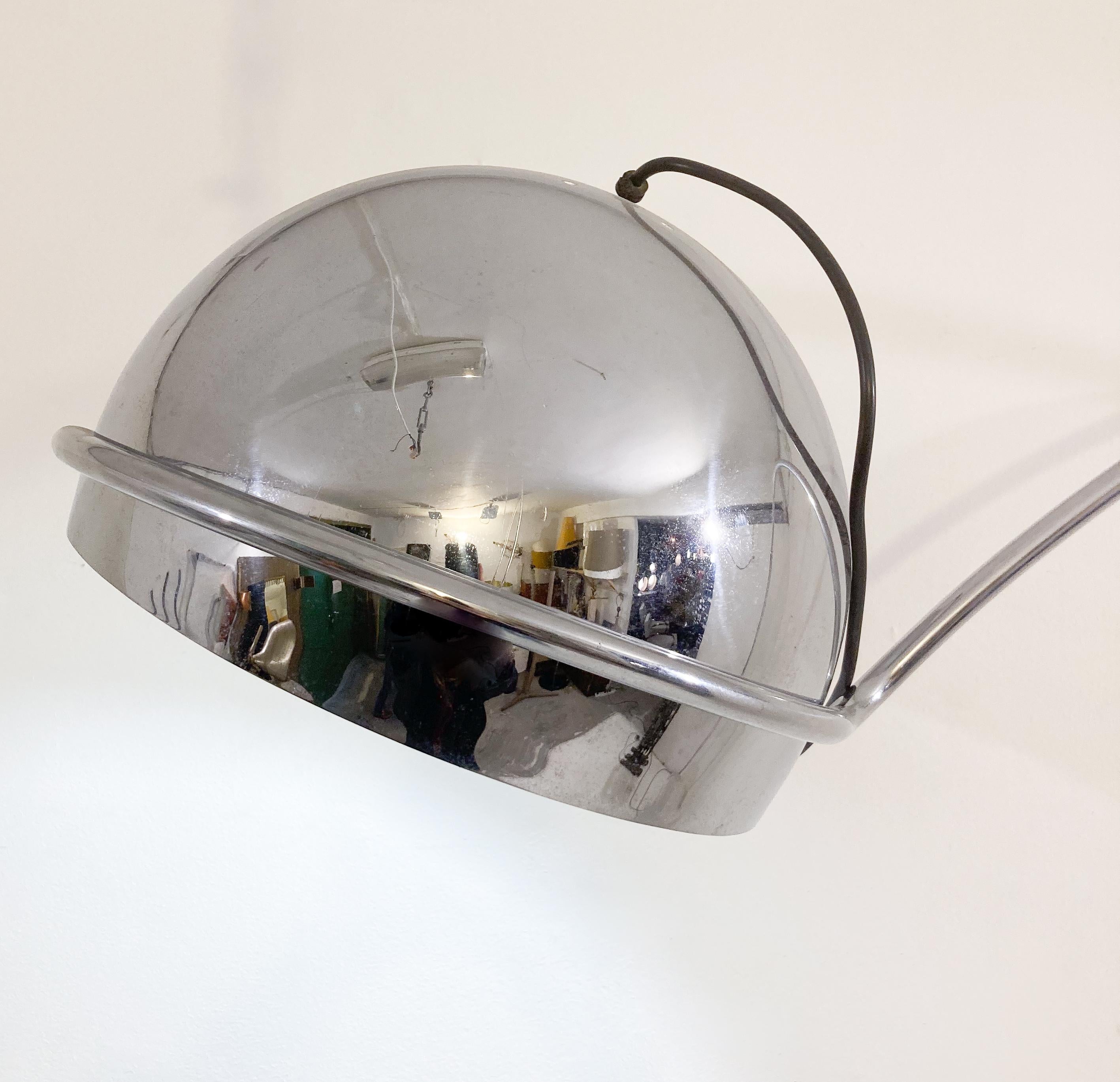 Lampada da terra moderna di metà secolo in marmo e cromo in vendita 6