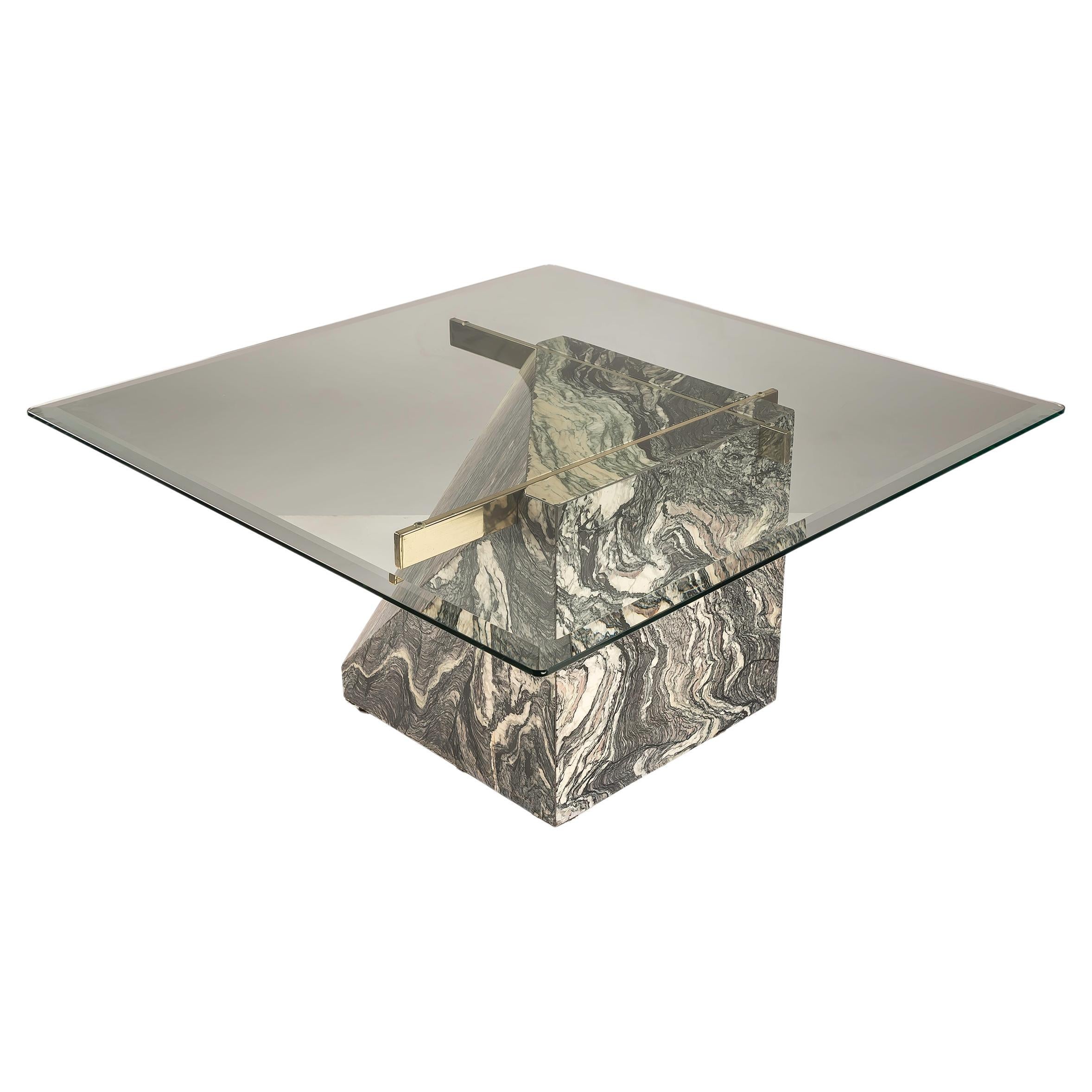 Mesa de centro moderna de mediados de siglo de mármol, latón y cristal by Artedi