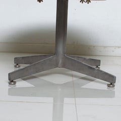 1960s Knoll Style Round Marble Coffee Table Star Base