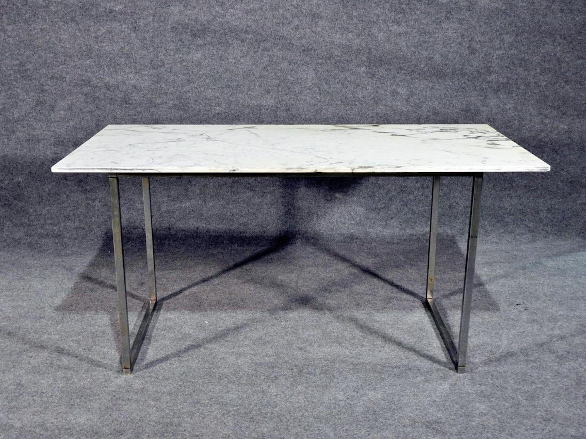 Mid-Century Modern Marble Table For Sale 2