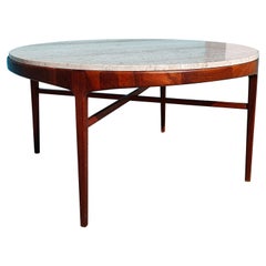 Mesa de juego "Rhythm" con tablero de mármol, moderna de mediados de siglo, de Lane