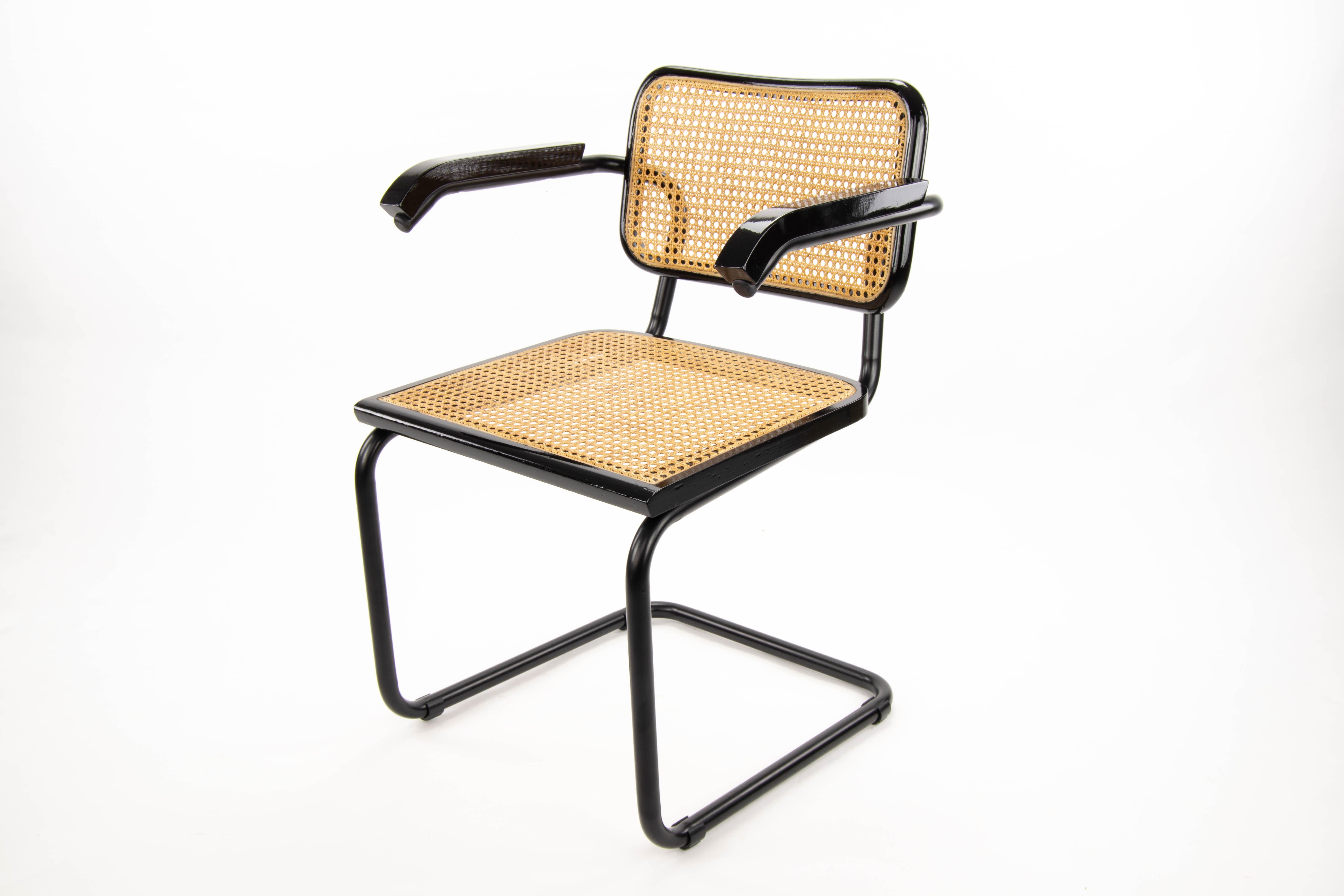 Mid-Century Modern Marcel Breuer Black B64 Cesca Chairs, Italy, 1970 In Good Condition In Escalona, Toledo