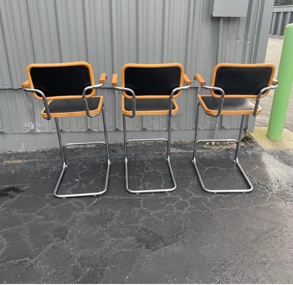 Mid-Century Modern Marcel Breuer Style Cantilever Bar Stools, Set of 3 In Good Condition In Cordova, SC