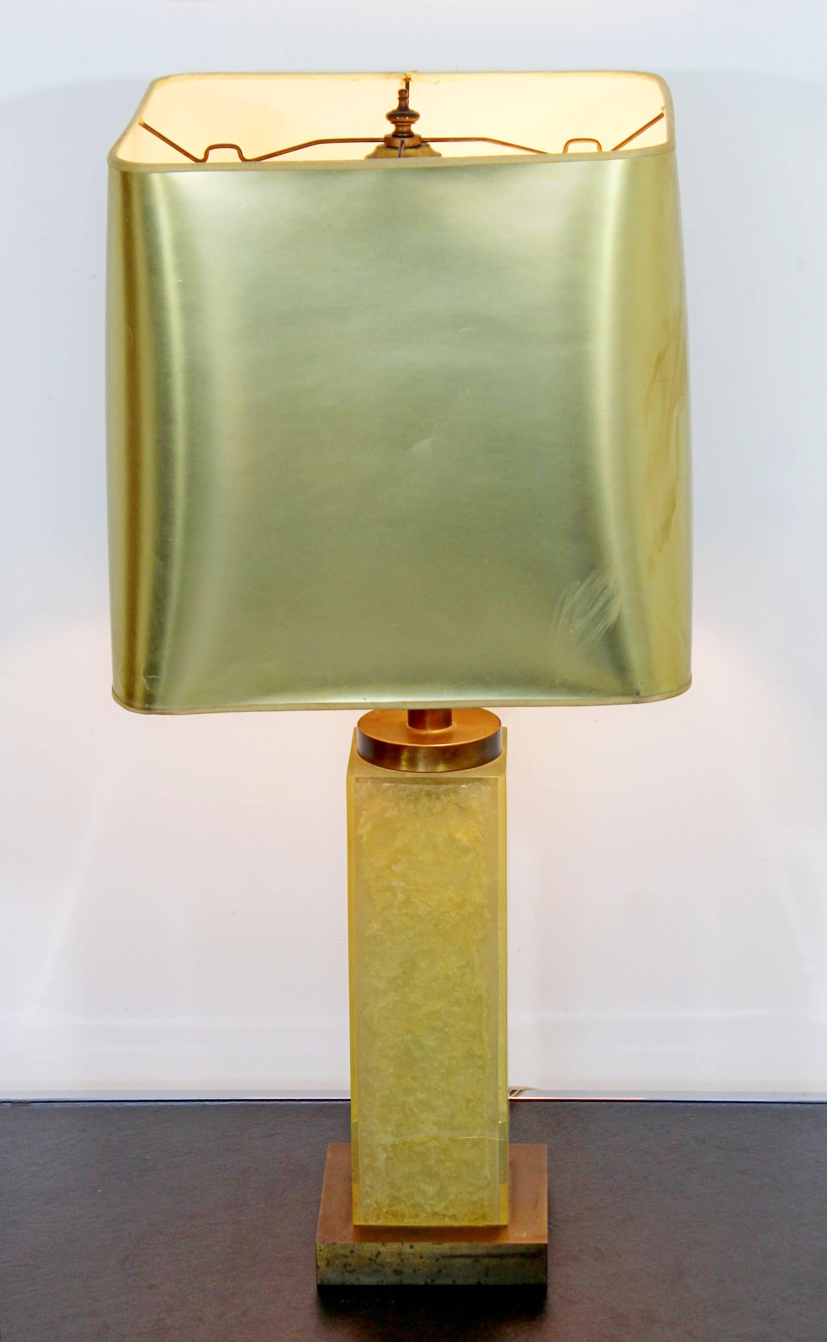 Mid-Century Modern Marie Claude De Fouquieres French Resin Table Lamp, 1970s In Good Condition In Keego Harbor, MI