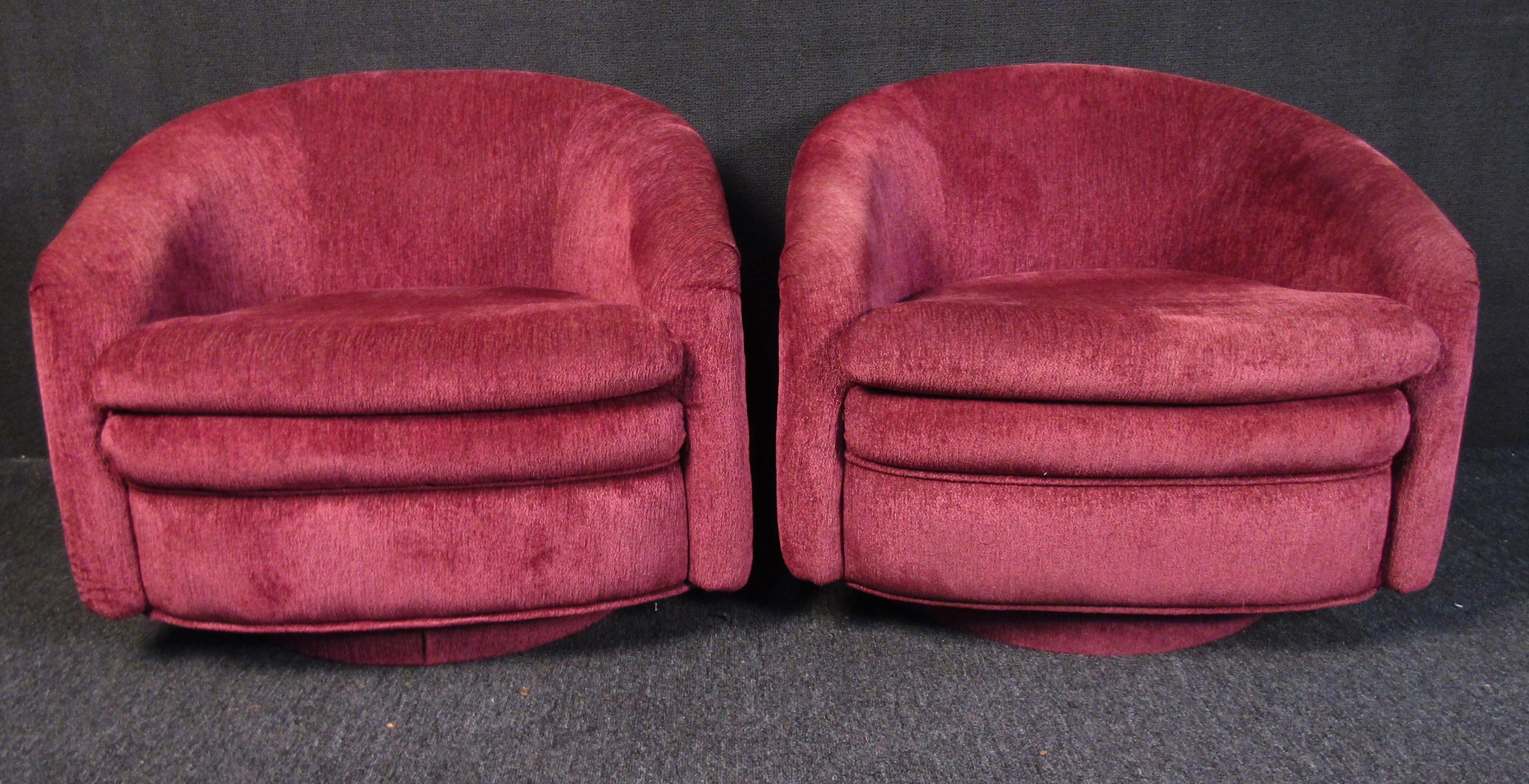 Mid-Century Modern Maroon Swivel Lounge Chairs In Good Condition For Sale In Brooklyn, NY