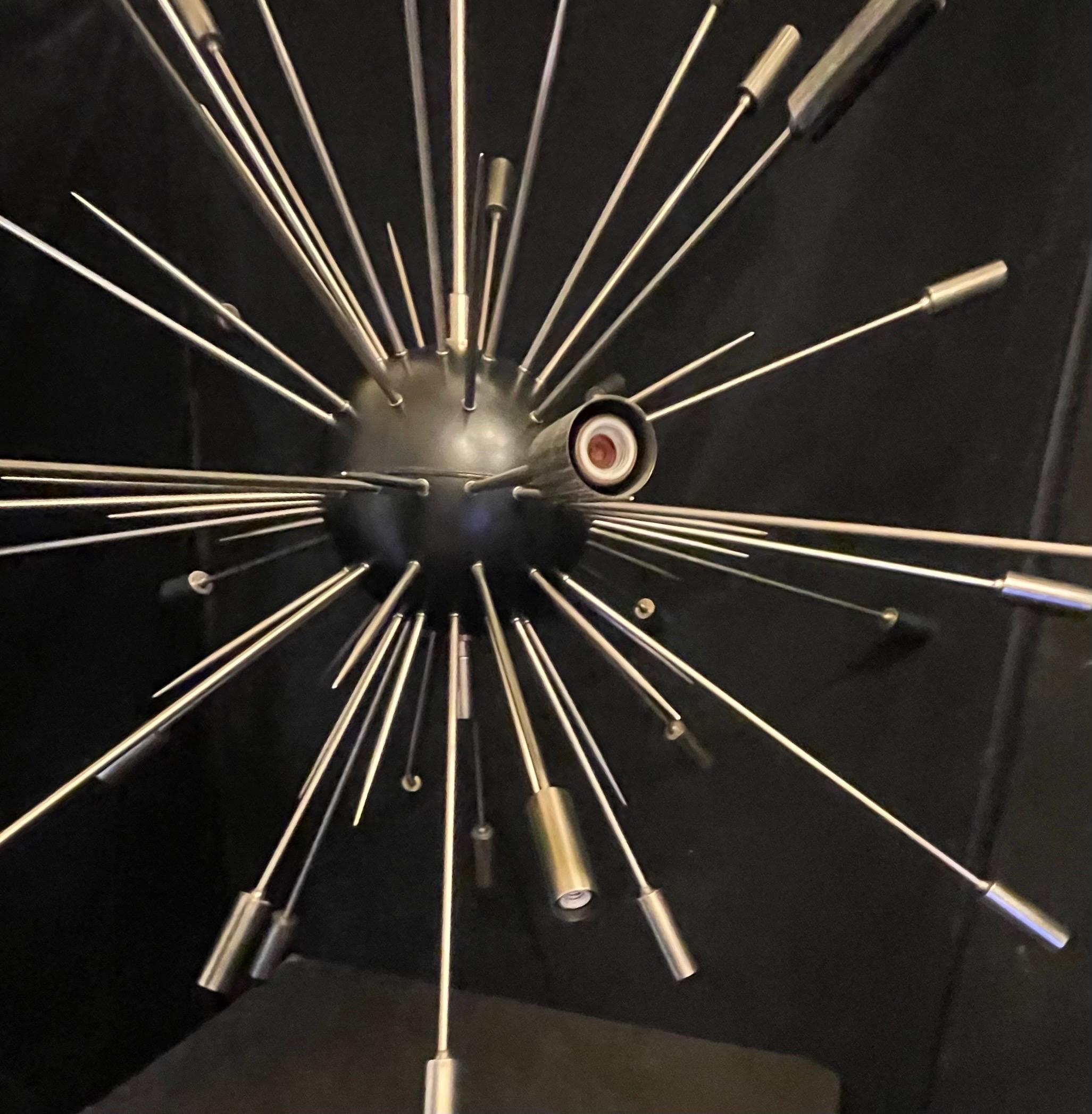 20ième siècle Mid Century Modern Massive Custom Sputnik Brushed Nickel Black Chandelier   en vente
