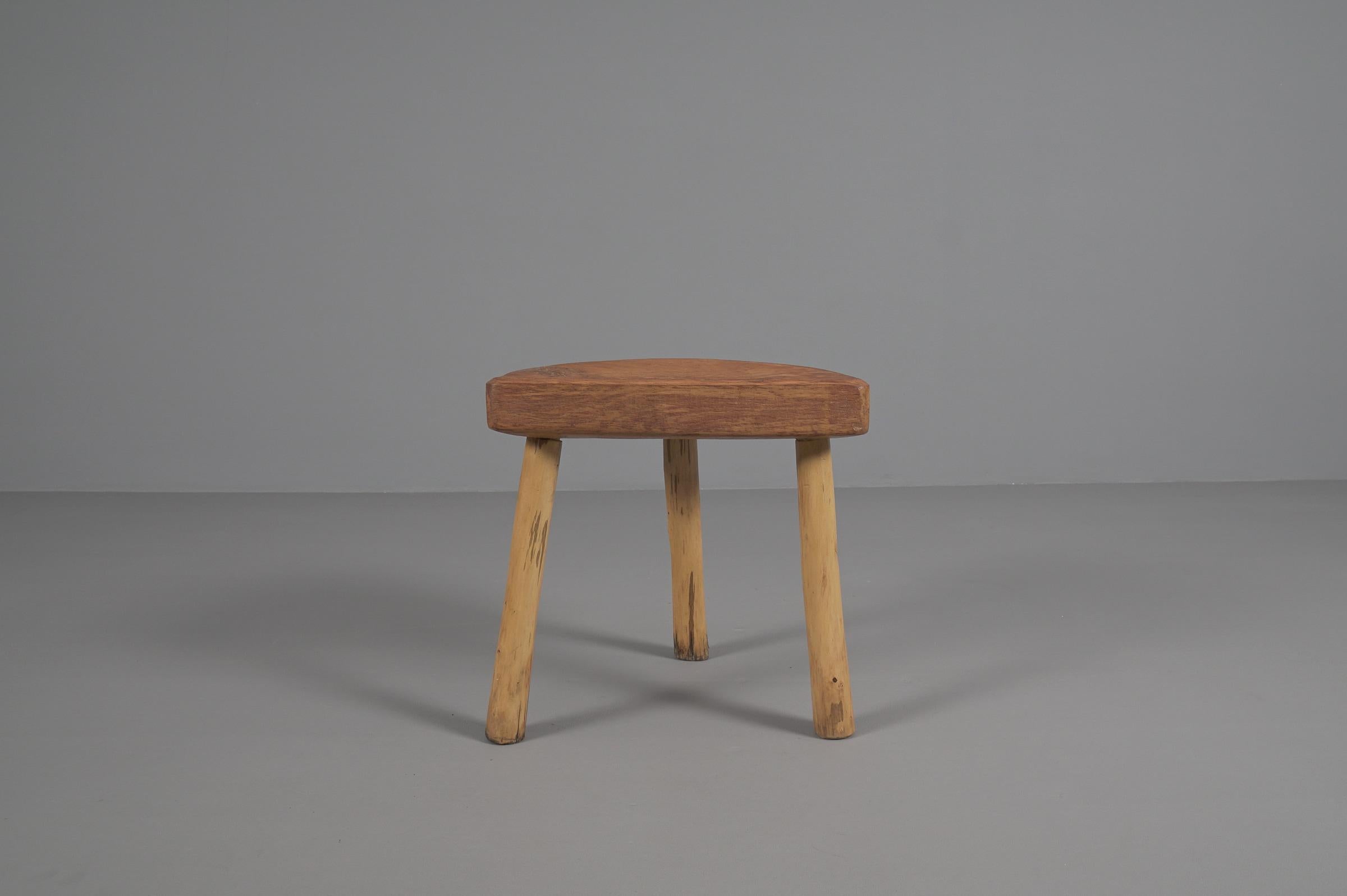 Mid-Century Modern Massive Oak Stool, 1960s, France In Good Condition For Sale In Nürnberg, Bayern