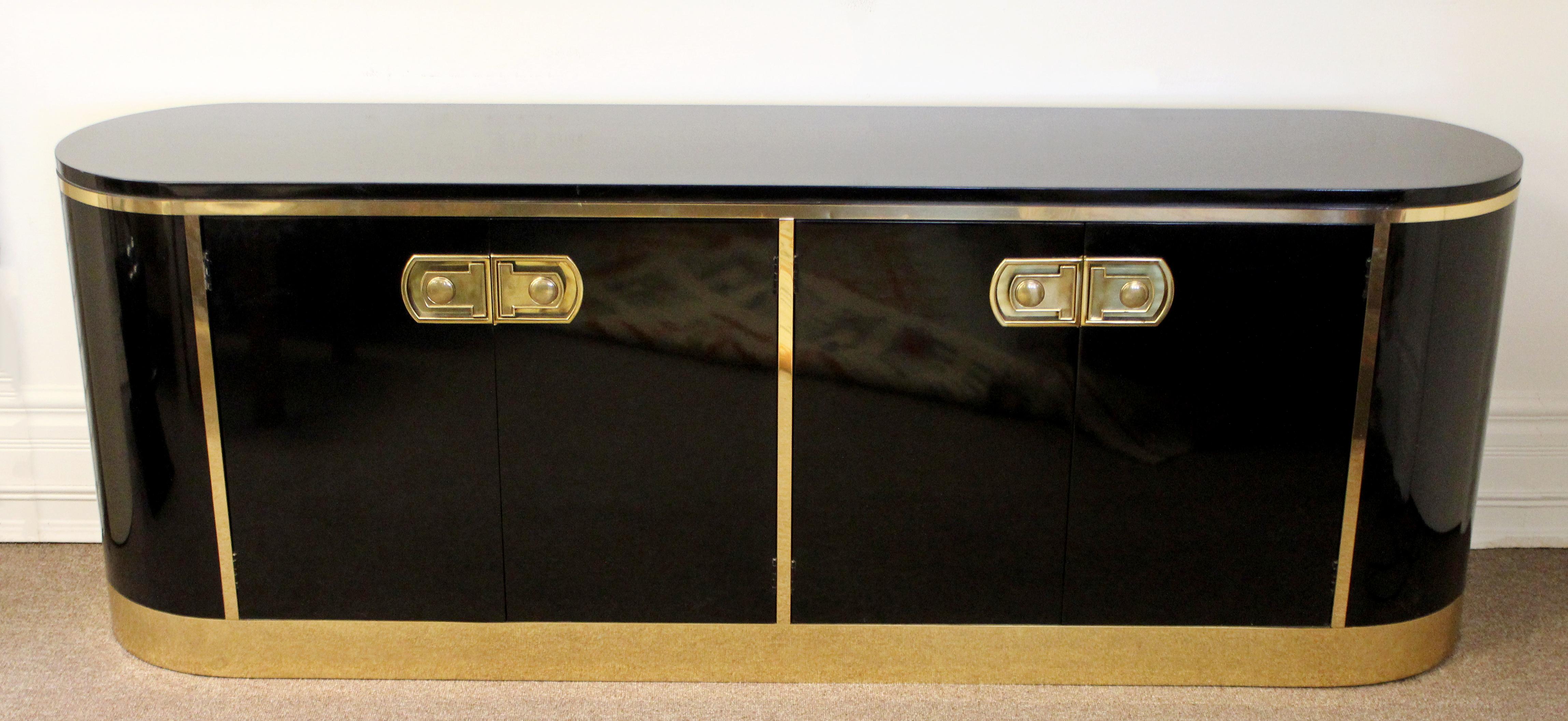 American Mid-Century Modern Mastercraft Black Lacquer and Brass Console Credenza 1970s