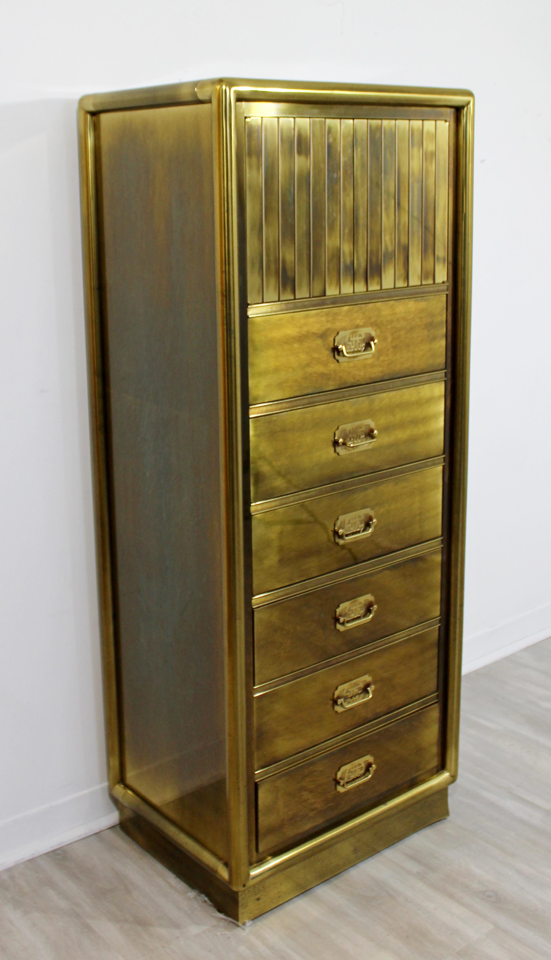 Mid-Century Modern Mastercraft Etched Acid Brass Lingerie Cabinet, 1970s In Good Condition In Keego Harbor, MI