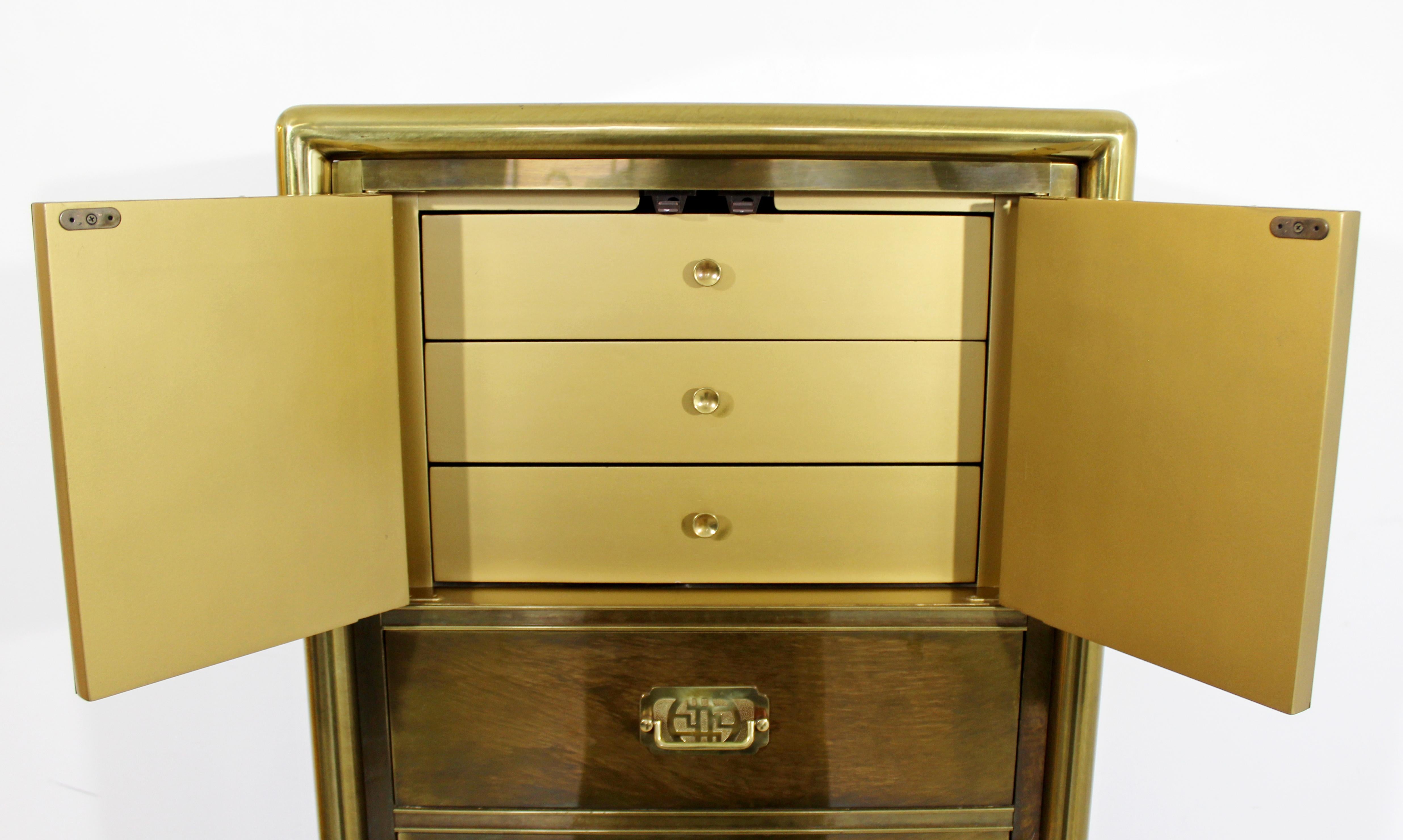 Mid-Century Modern Mastercraft Etched Acid Brass Lingerie Cabinet, 1970s 4