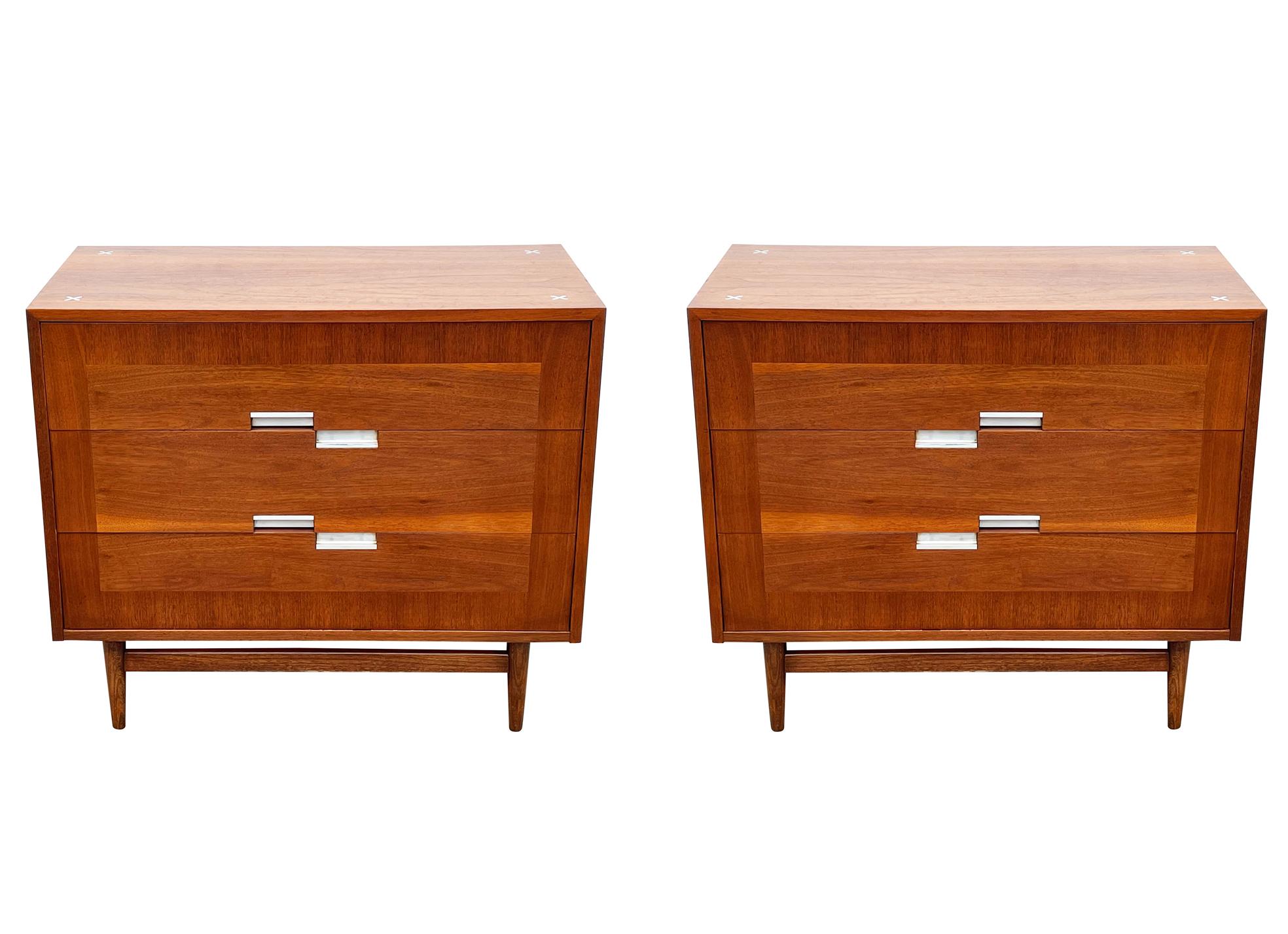 Mid-Century Modern Matching Pair of Chests, Commodes or Large Night Stands In Good Condition In Philadelphia, PA